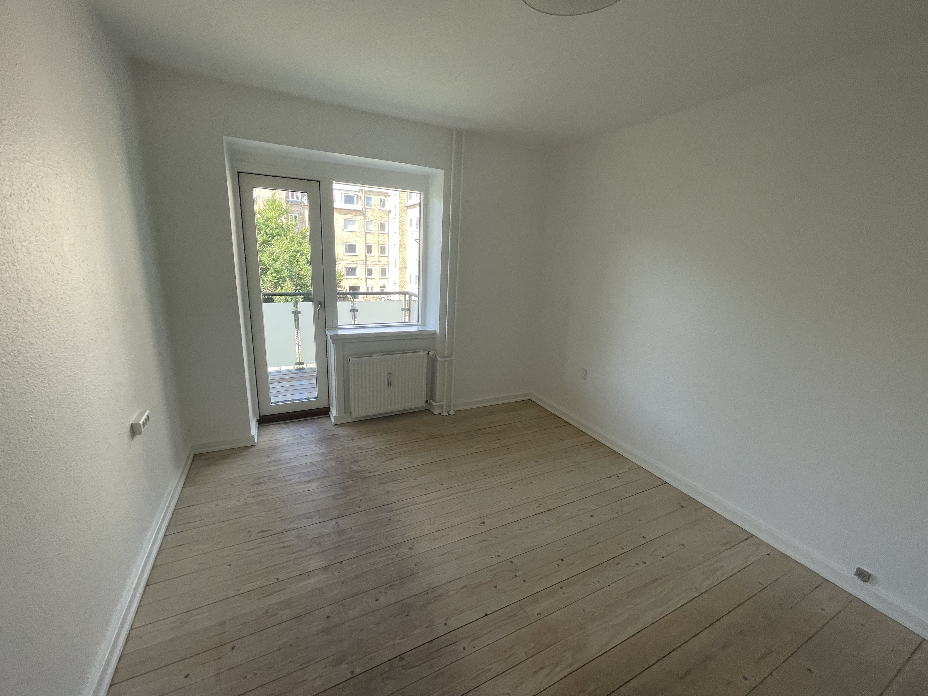 Fremhævet  billede i fuldskærmstilstand. Billede af Ivar Huitfeldts Gade 9, 1. th., 9000 Aalborg