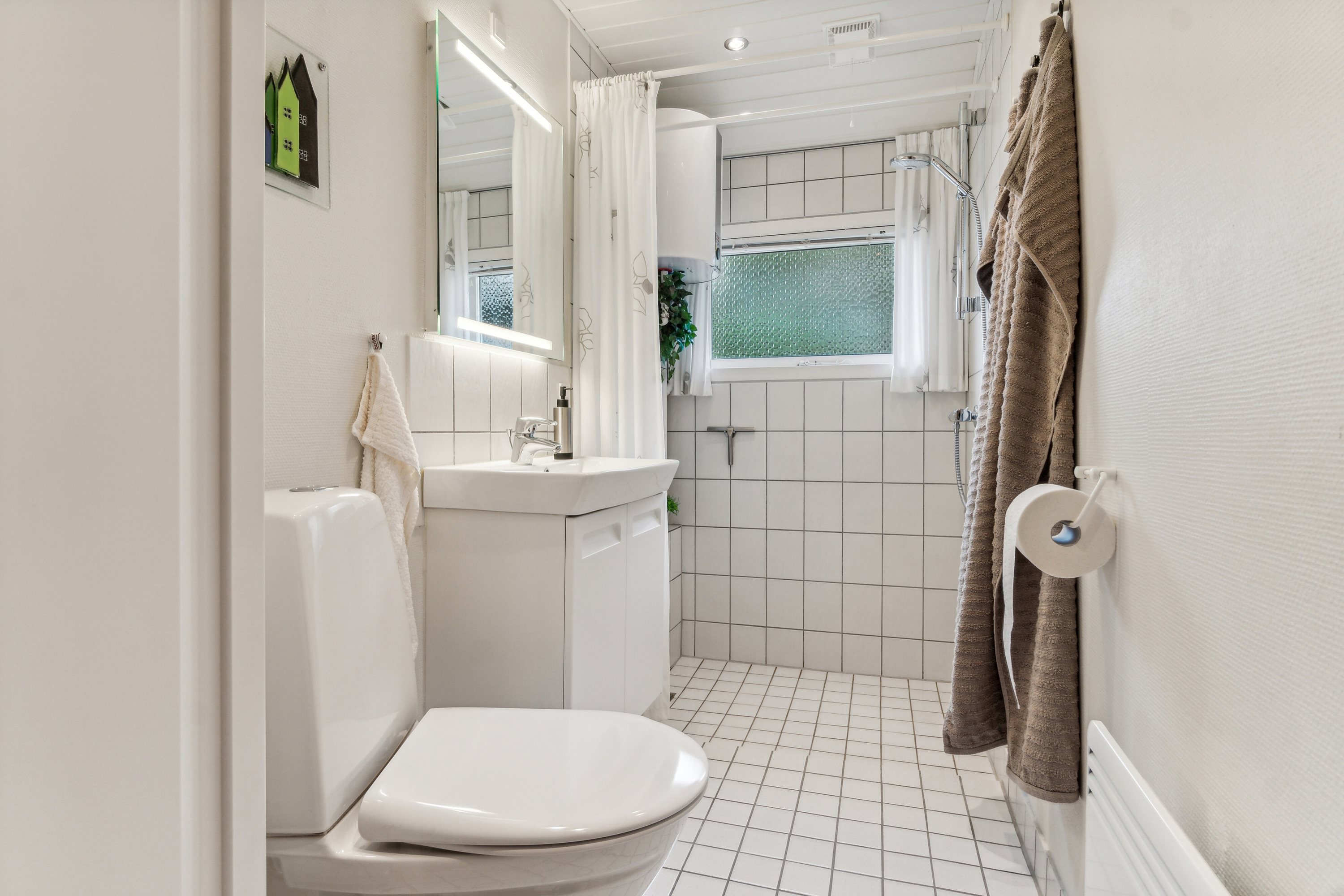 Fremhævet badeværelse billede i fuldskærmstilstand. Billede af Store Knuds Vej 20, Vorupør, 7700 Thisted