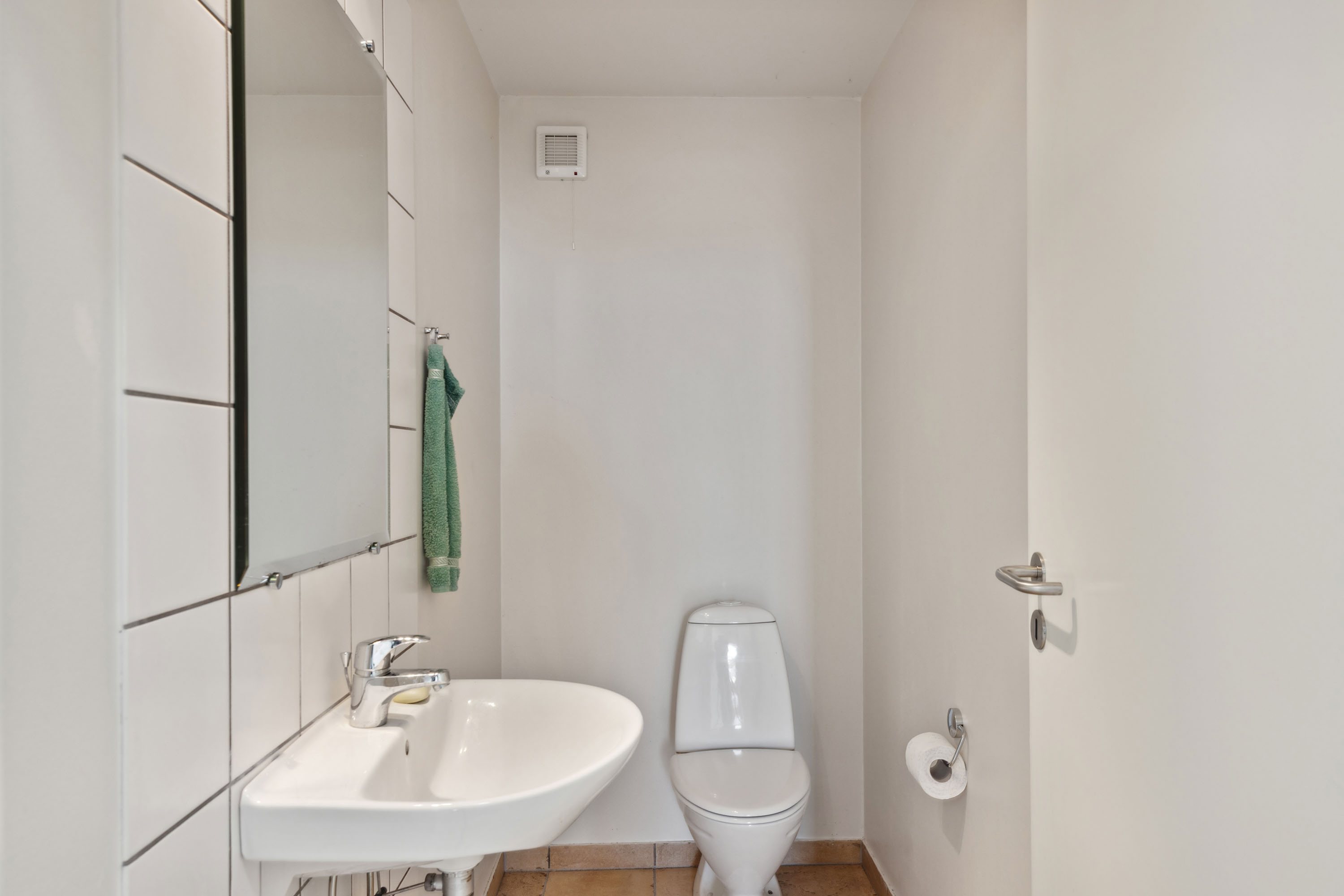 Fremhævet badeværelse billede i fuldskærmstilstand. Billede af Marinavej 12, 6320 Egernsund