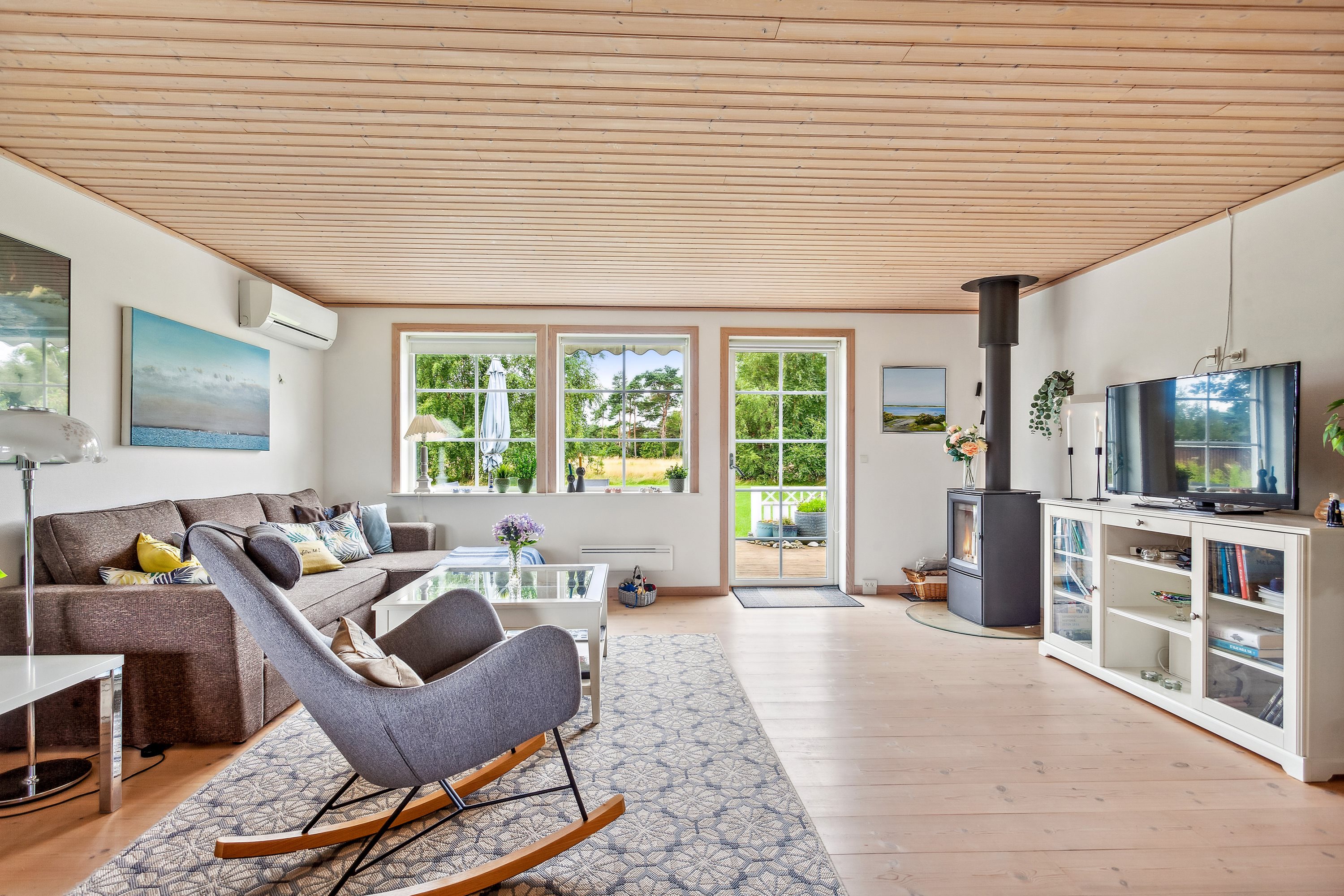 Fremhævet stue billede i fuldskærmstilstand. Billede af Enebærvej 6, Vesterø Havn, 9940 Læsø