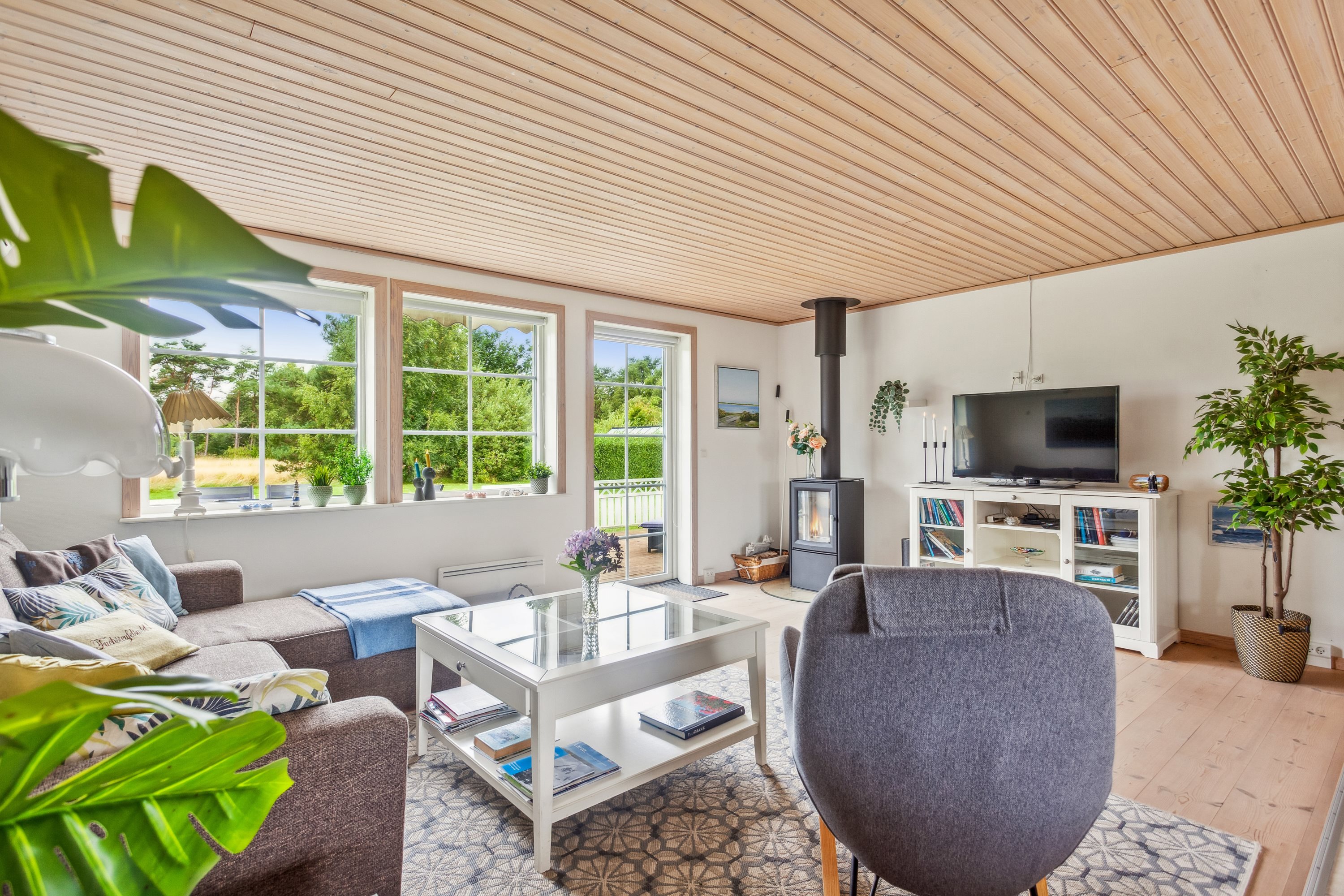 Fremhævet stue billede i fuldskærmstilstand. Billede af Enebærvej 6, Vesterø Havn, 9940 Læsø