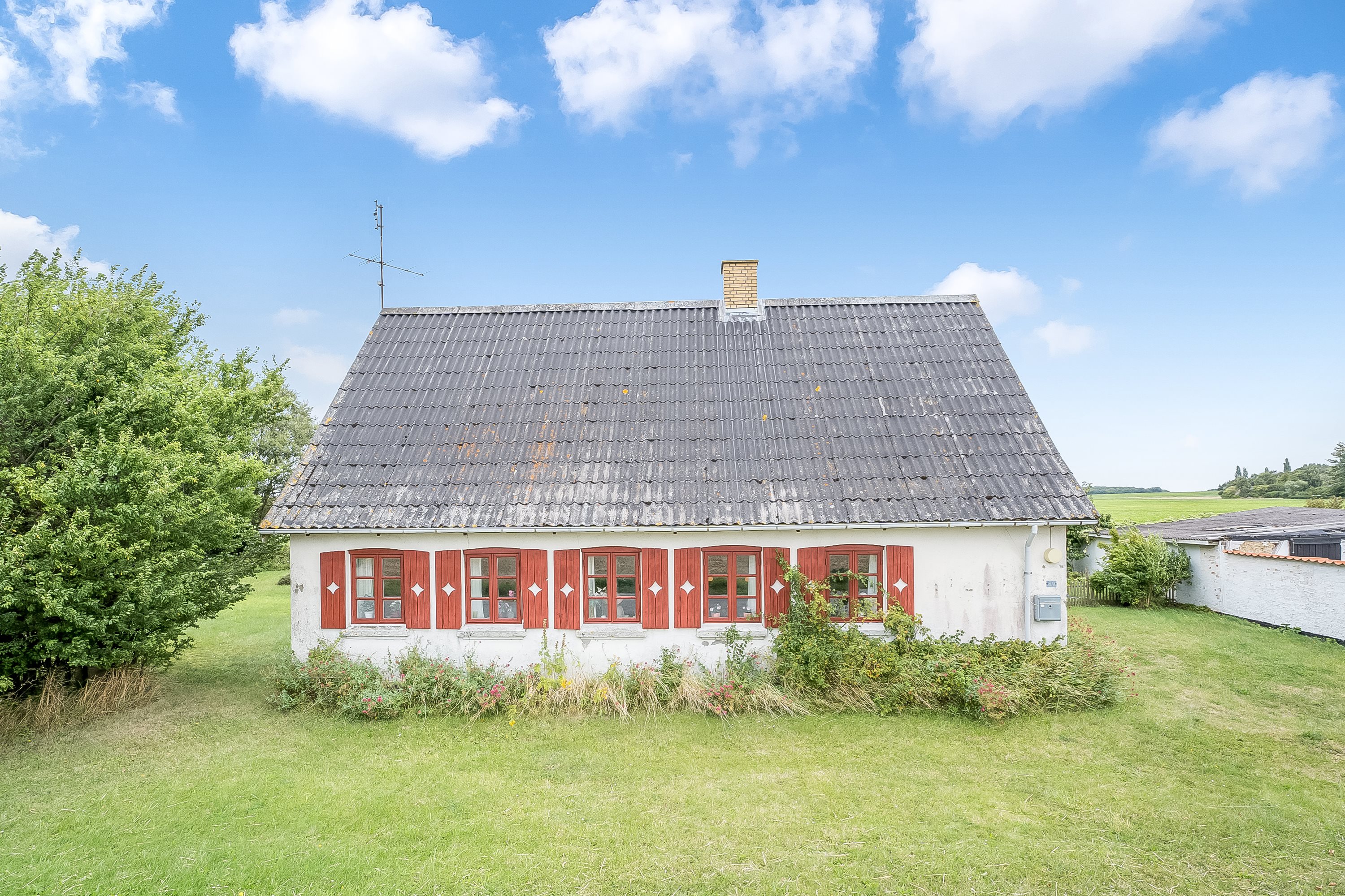 Fremhævet mastefoto billede i fuldskærmstilstand. Billede af Viemosevej 89, Nøbbet, 4913 Horslunde