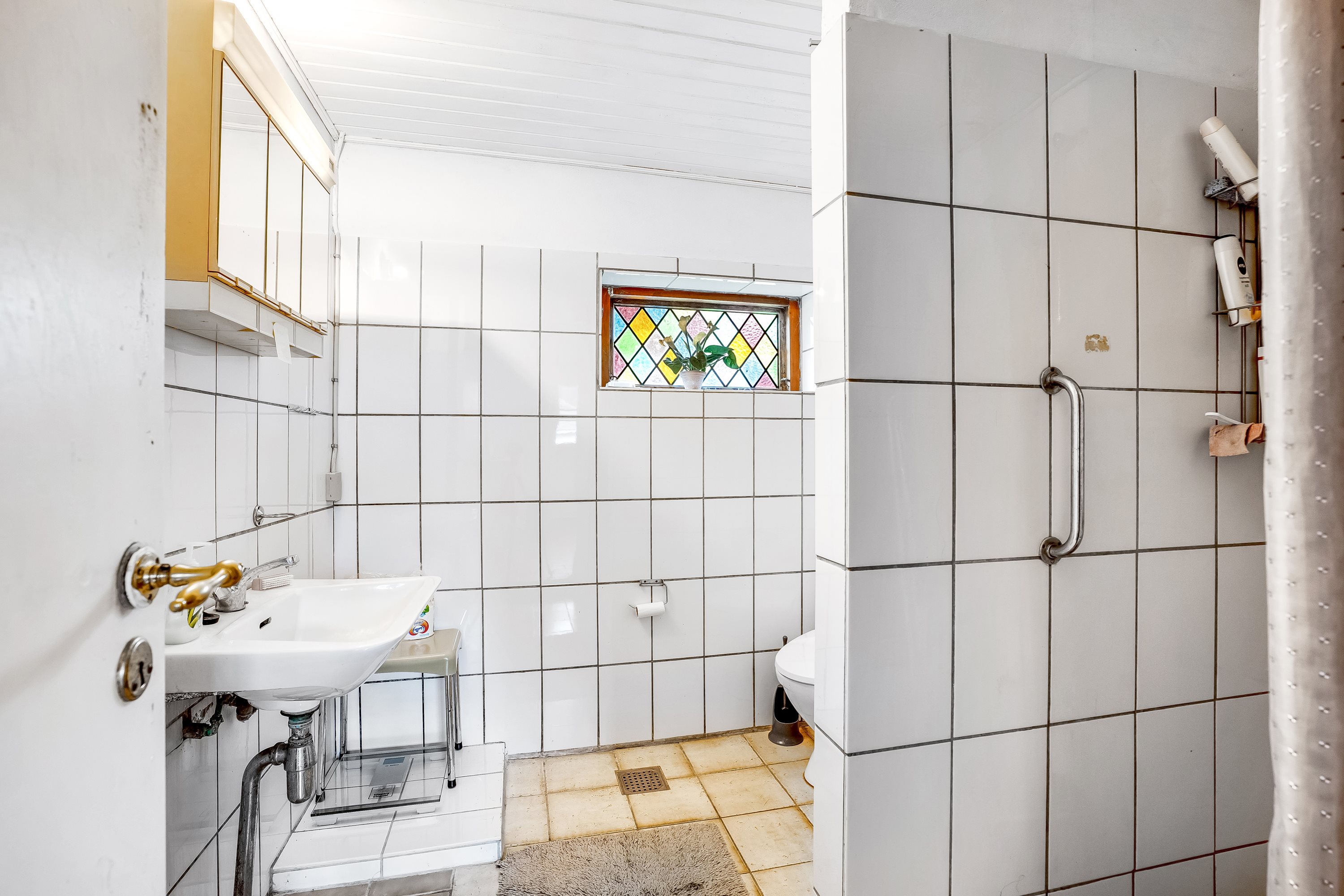 Fremhævet badeværelse billede i fuldskærmstilstand. Billede af Viemosevej 89, Nøbbet, 4913 Horslunde