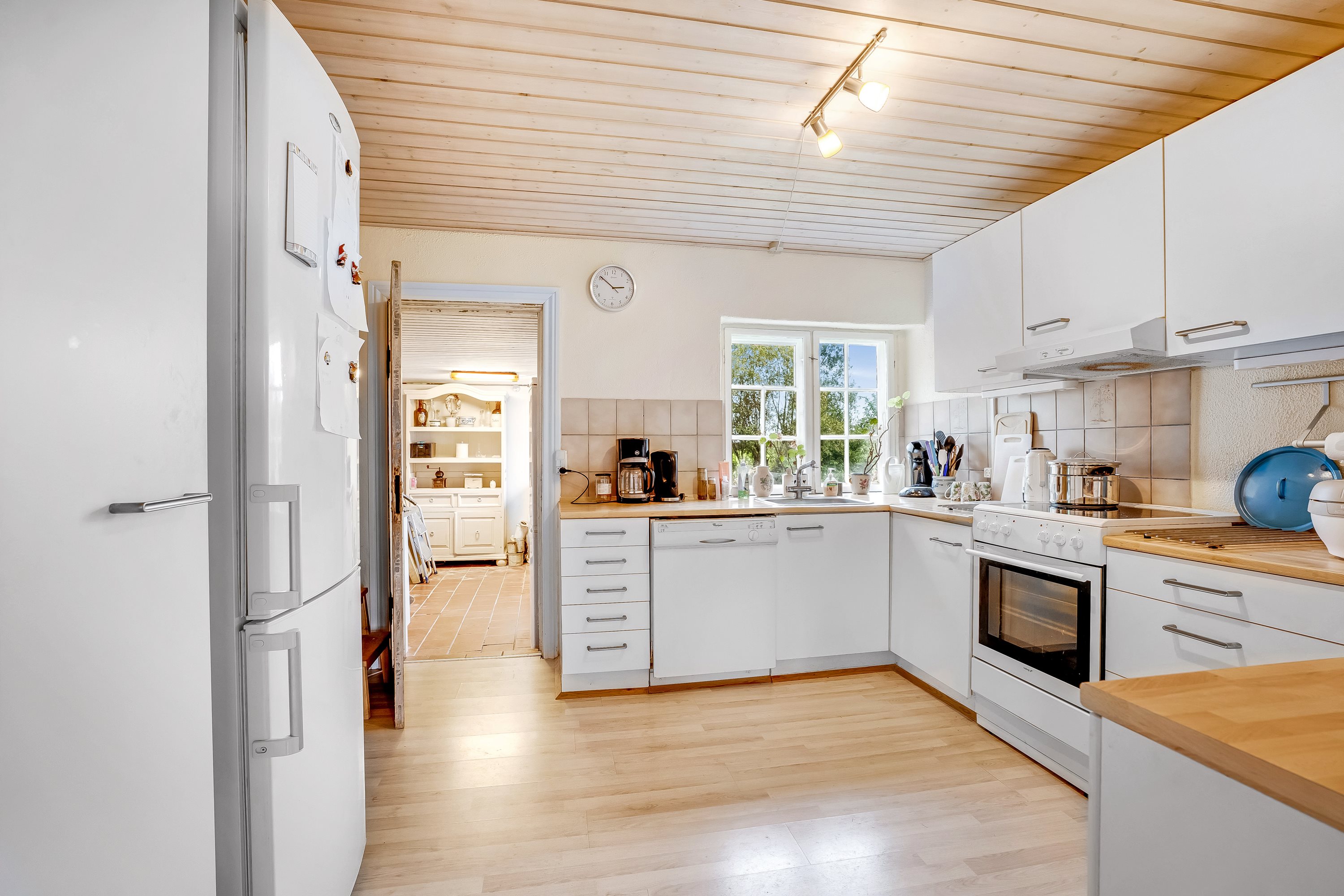 Fremhævet køkken billede i fuldskærmstilstand. Billede af Viemosevej 89, Nøbbet, 4913 Horslunde