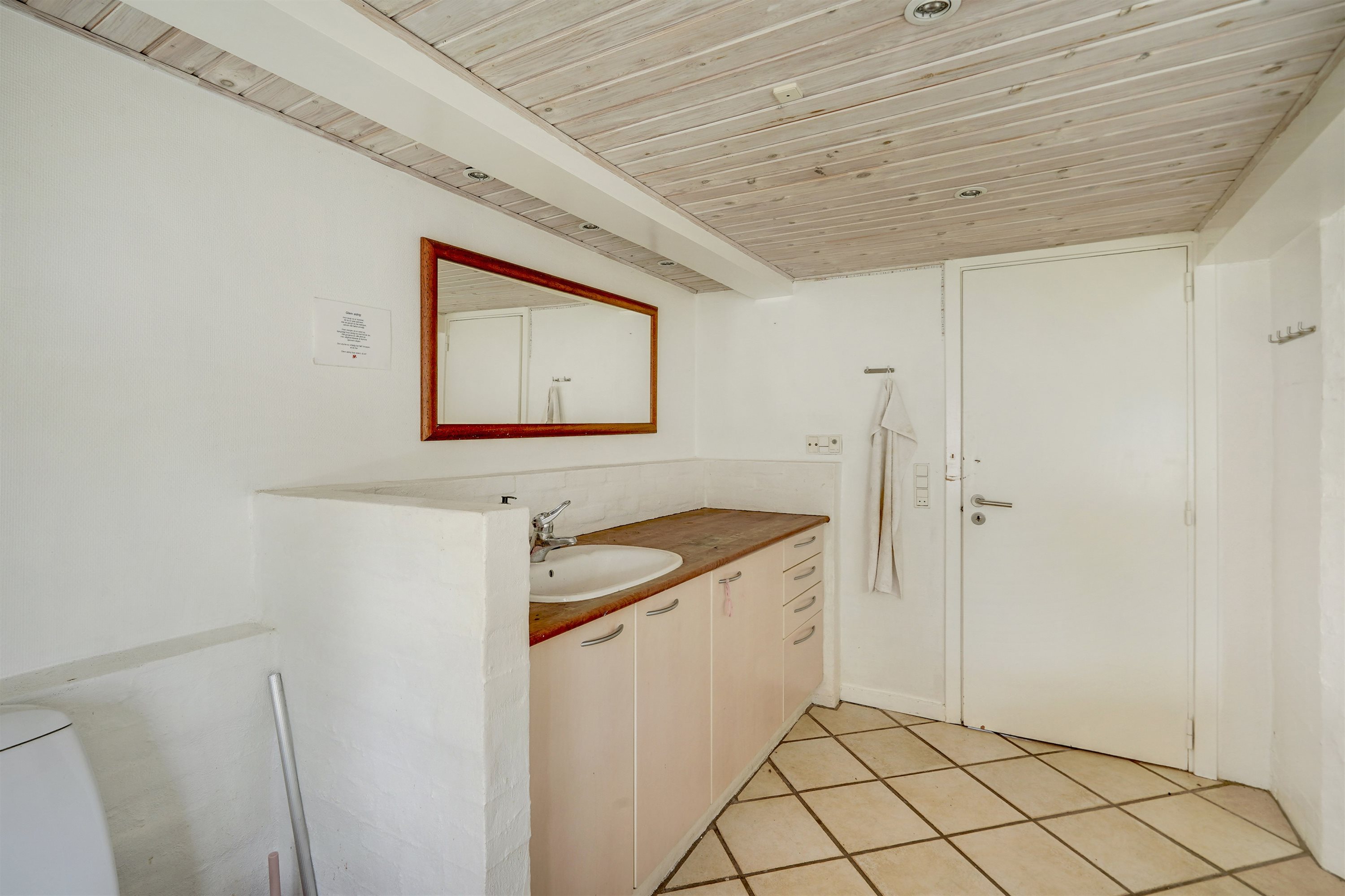 Fremhævet badeværelse billede i fuldskærmstilstand. Billede af Tanderupvej 3, Kirkeby, 6760 Ribe