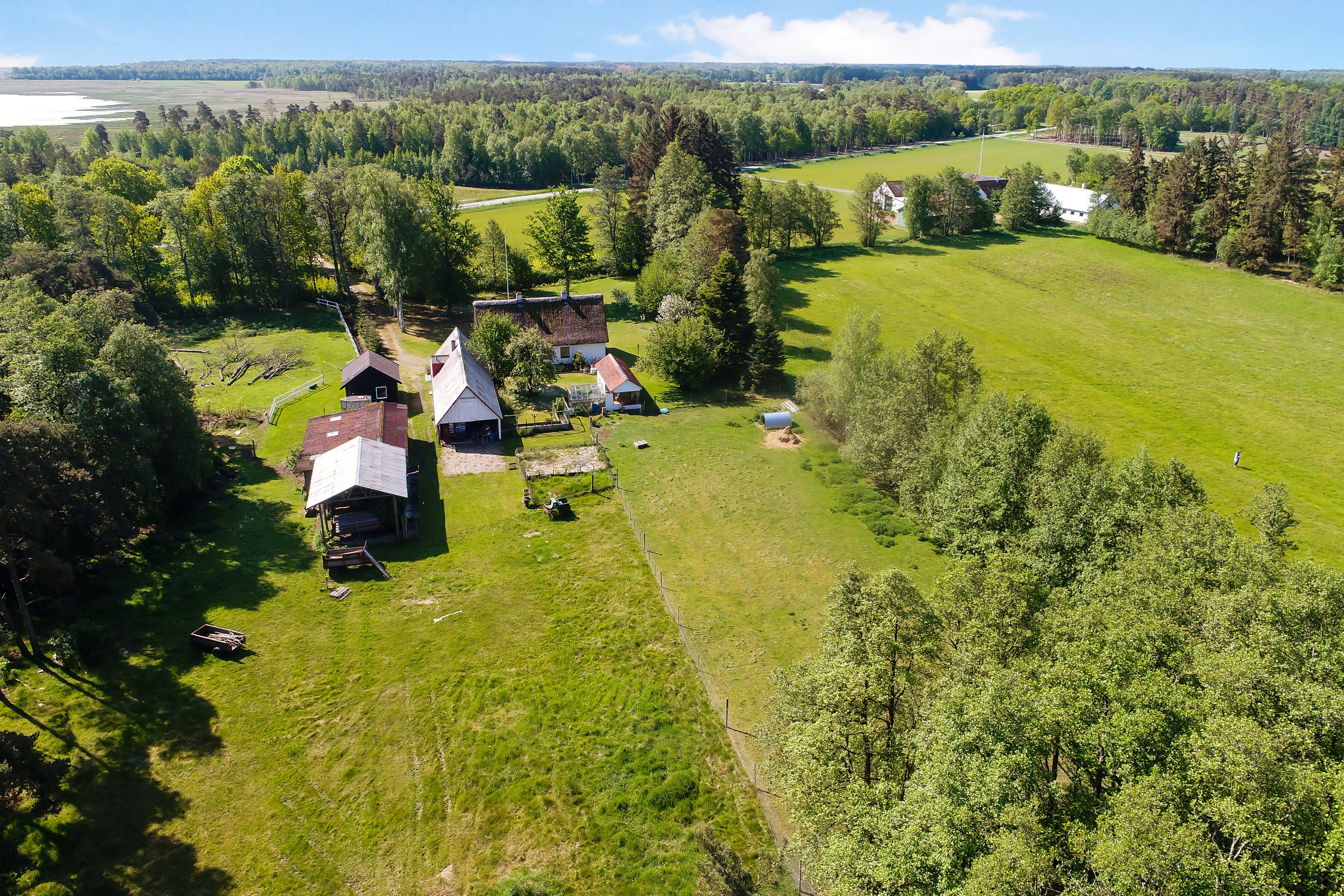 Fremhævet luftfoto billede i fuldskærmstilstand. Billede af Østerbyvejen 39, Østerby, 9940 Læsø