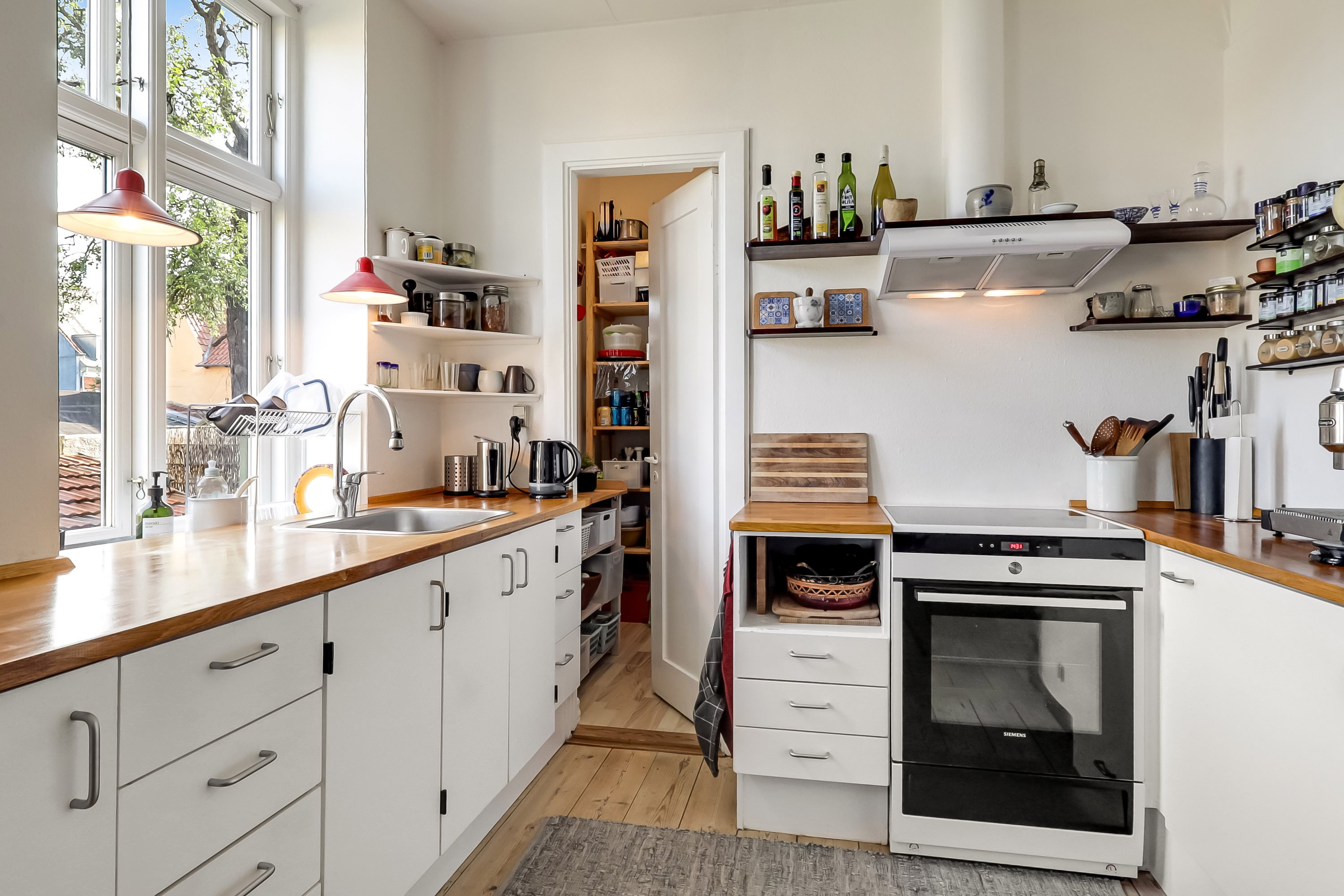 Miniaturebillede 2: køkken. Billede af Pjentemøllestræde 8, 5700 Svendborg