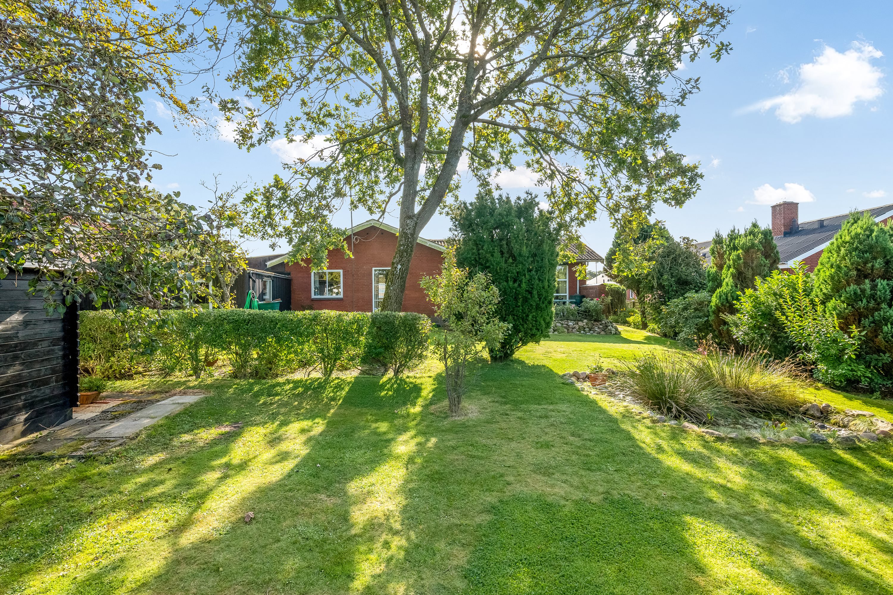 Fremhævet have billede i fuldskærmstilstand. Billede af Kroghusvej 23, Højmark, 6940 Lem St