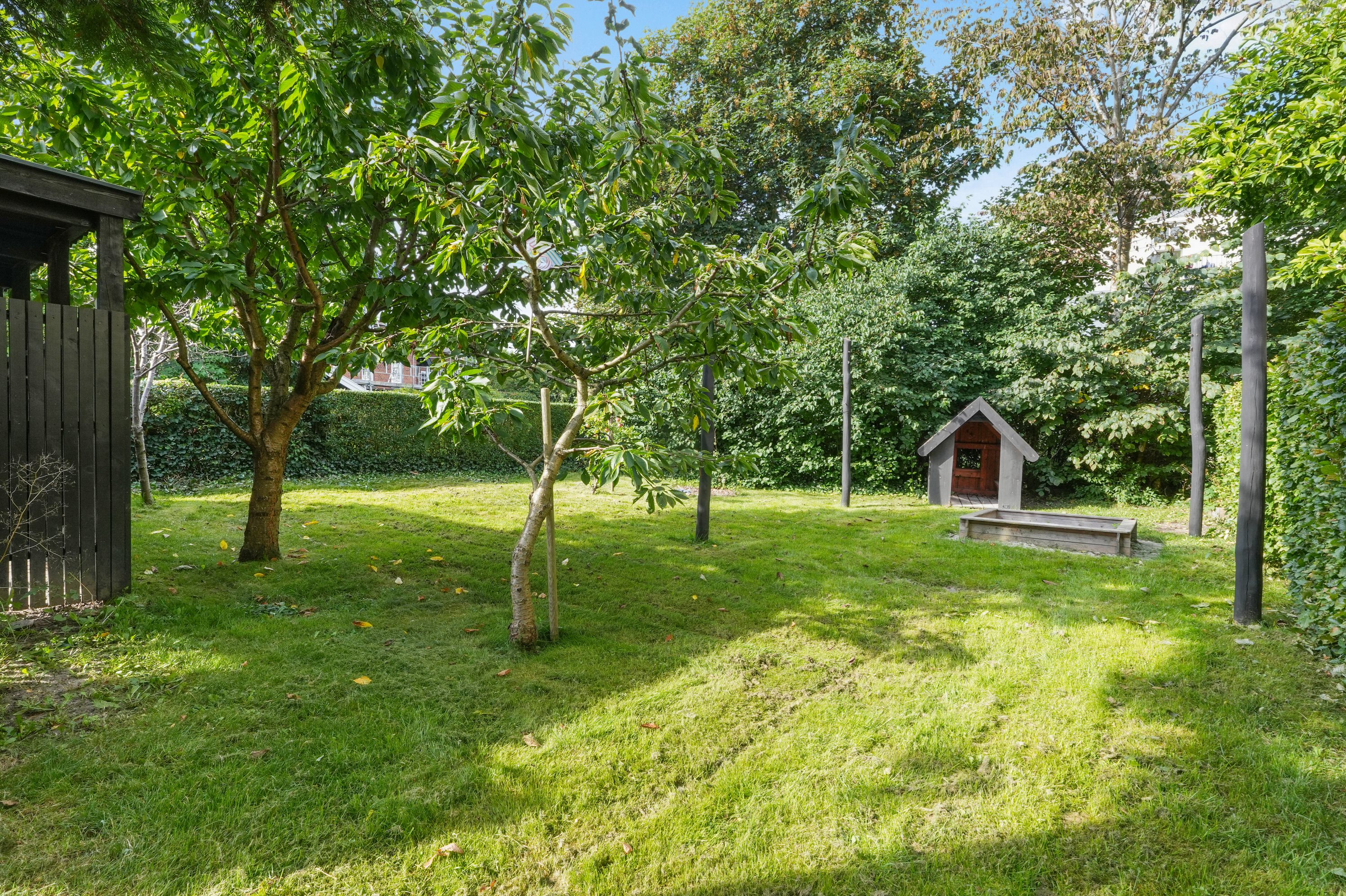 Fremhævet andet billede i fuldskærmstilstand. Billede af Sofievej 26, 2900 Hellerup