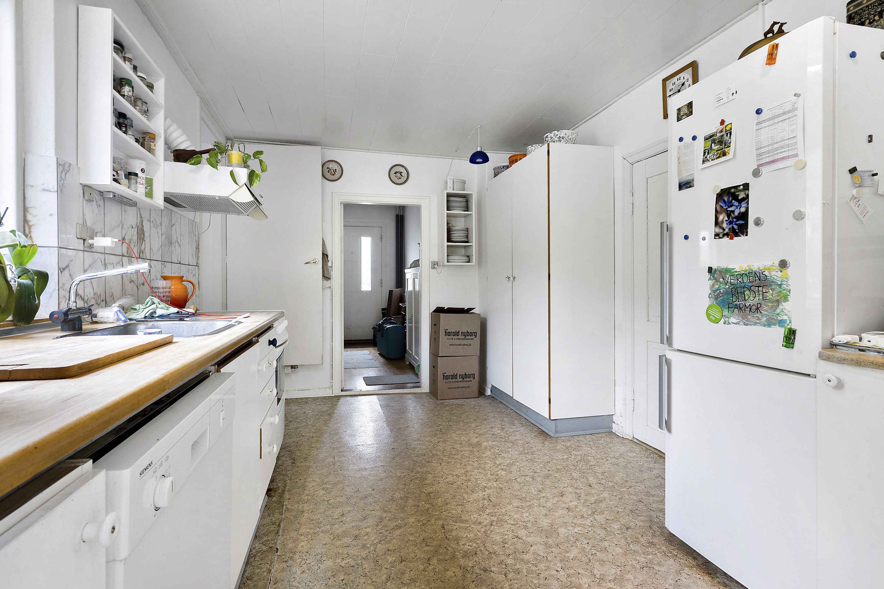 Fremhævet køkken billede i fuldskærmstilstand. Billede af Radbyvej 37, Radby, 5672 Broby