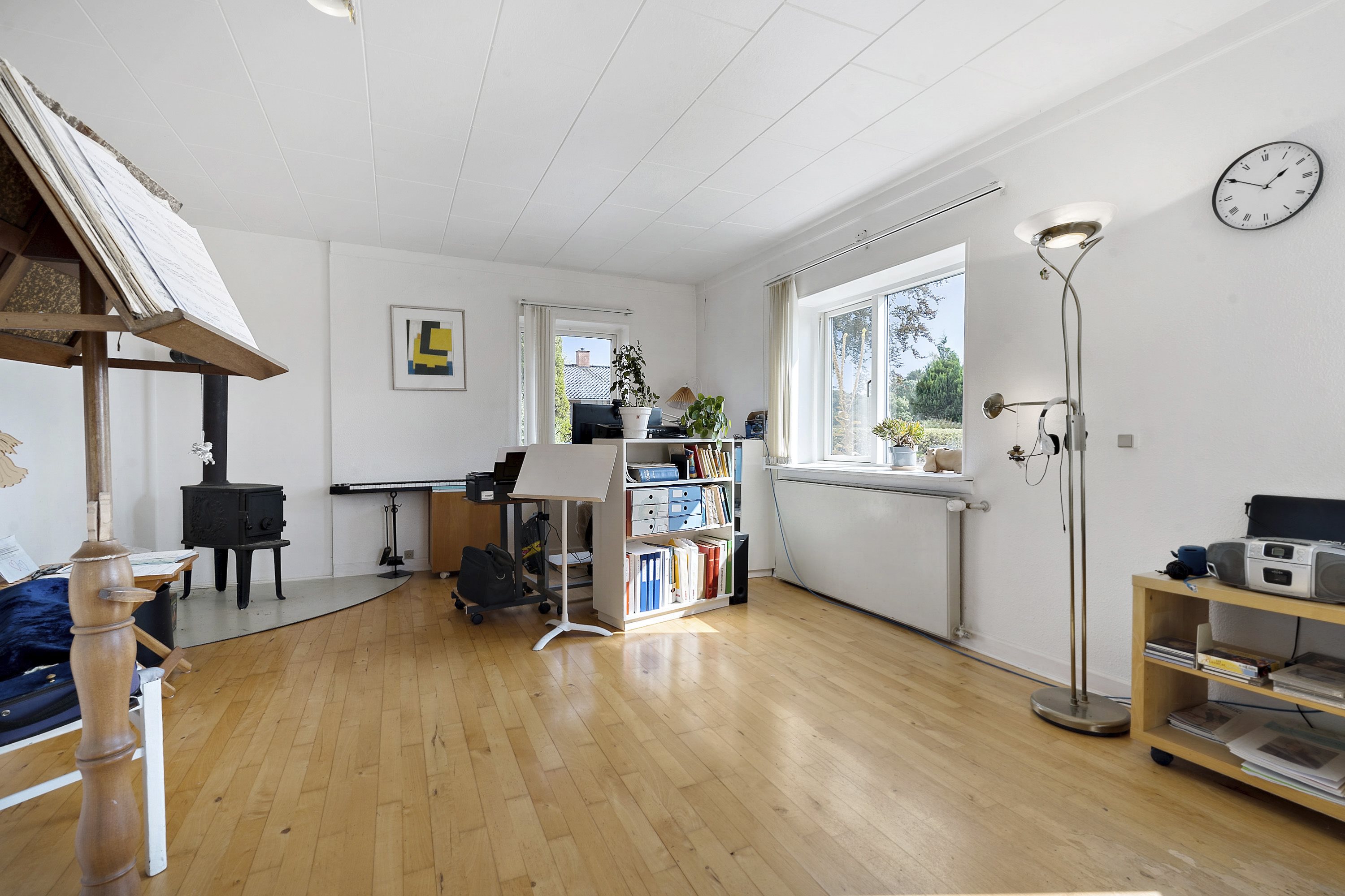 Fremhævet kontor billede i fuldskærmstilstand. Billede af Radbyvej 37, Radby, 5672 Broby