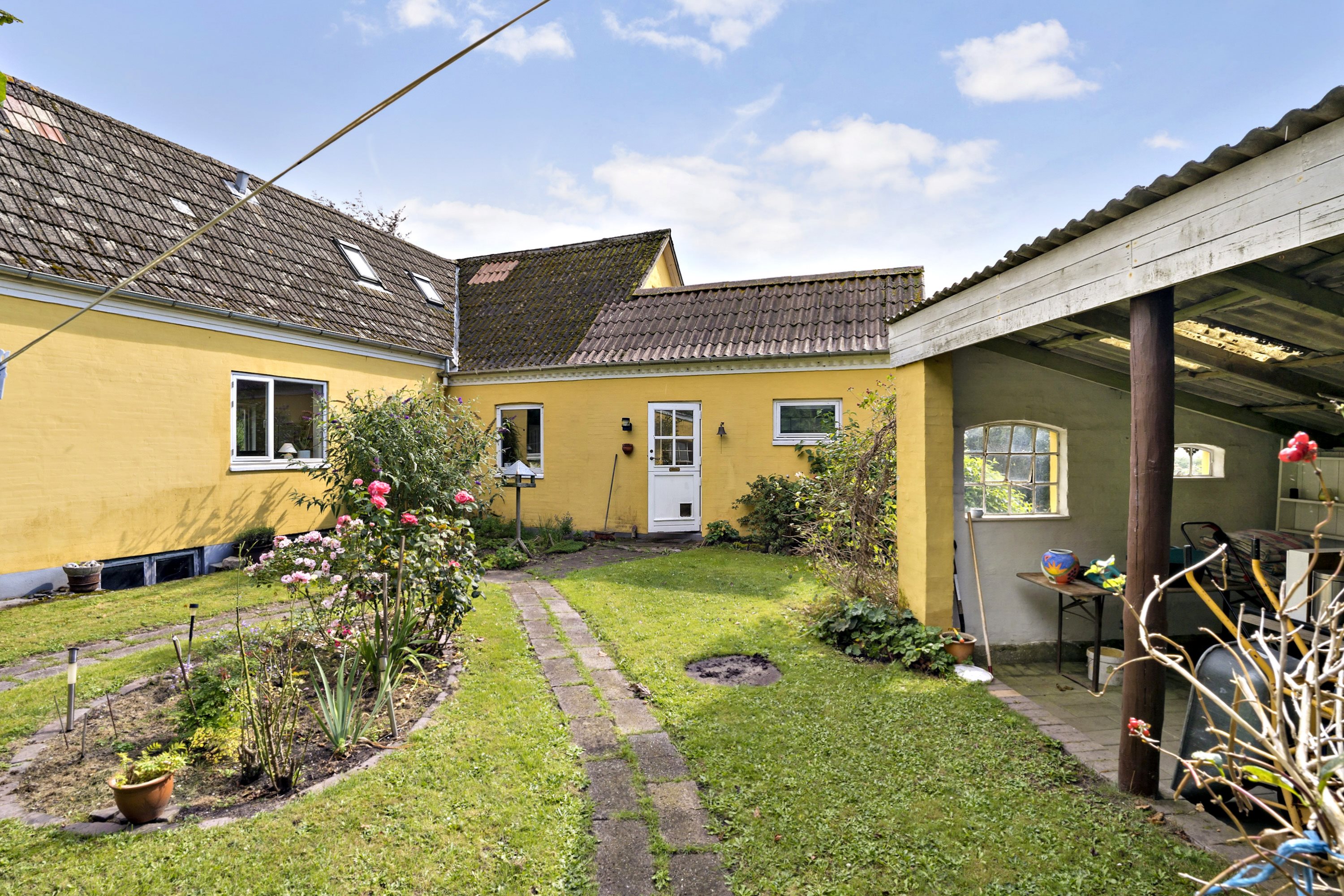 Fremhævet område billede i fuldskærmstilstand. Billede af Radbyvej 37, Radby, 5672 Broby