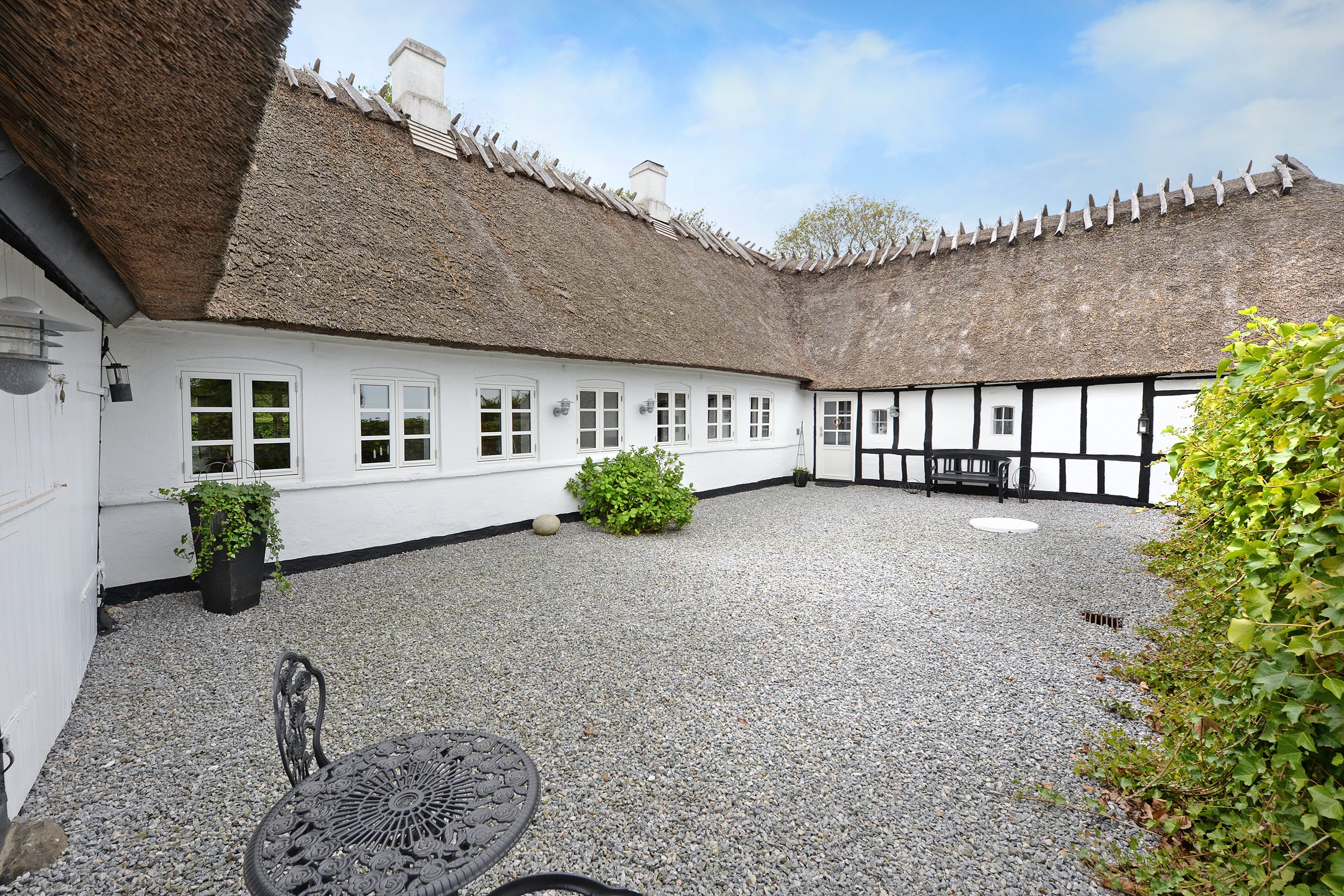 Miniaturebillede 1: facade. Billede af Middelfartvej 204, Skovshøjrup, 5464 Brenderup Fyn