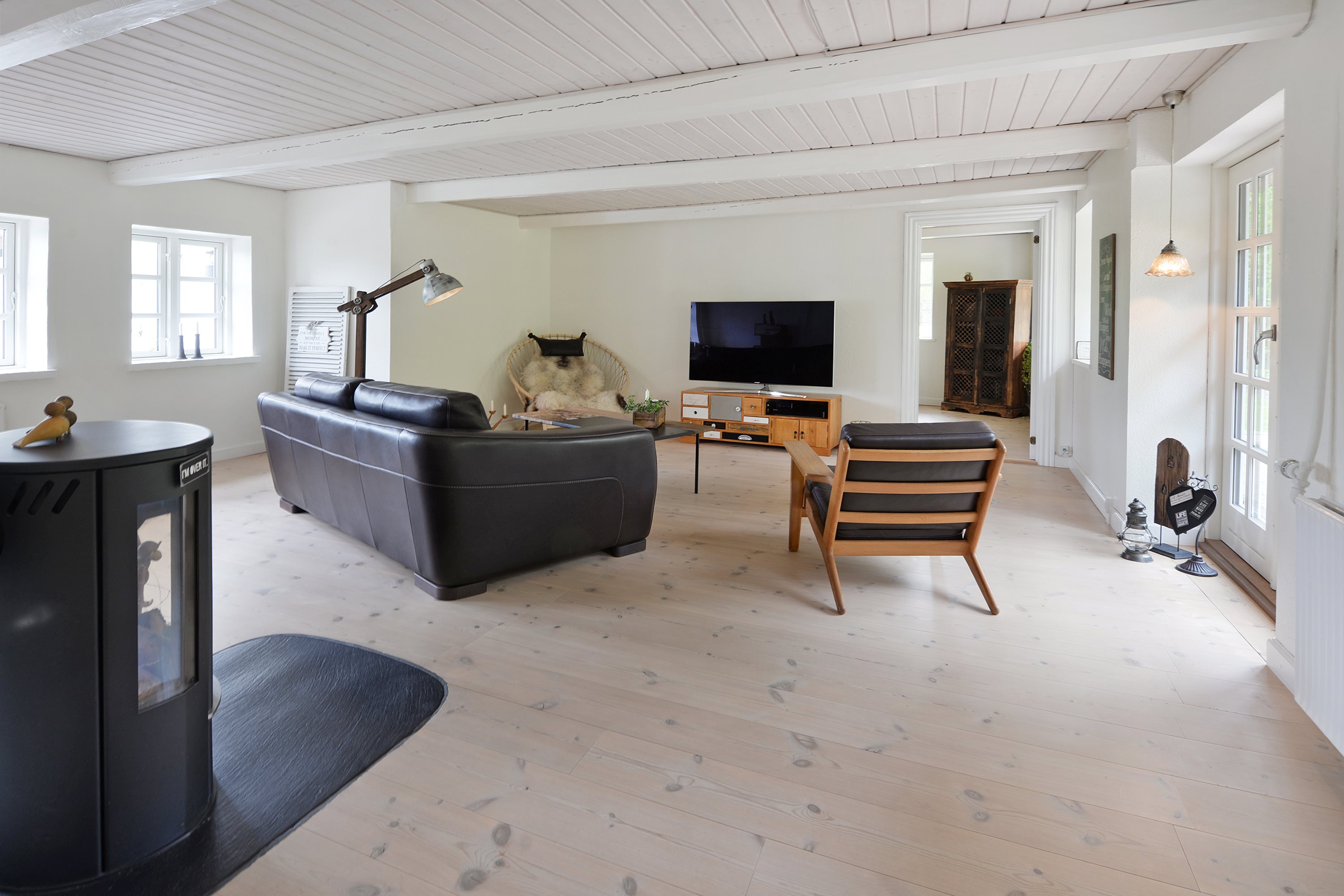 Fremhævet stue billede i fuldskærmstilstand. Billede af Middelfartvej 204, Skovshøjrup, 5464 Brenderup Fyn