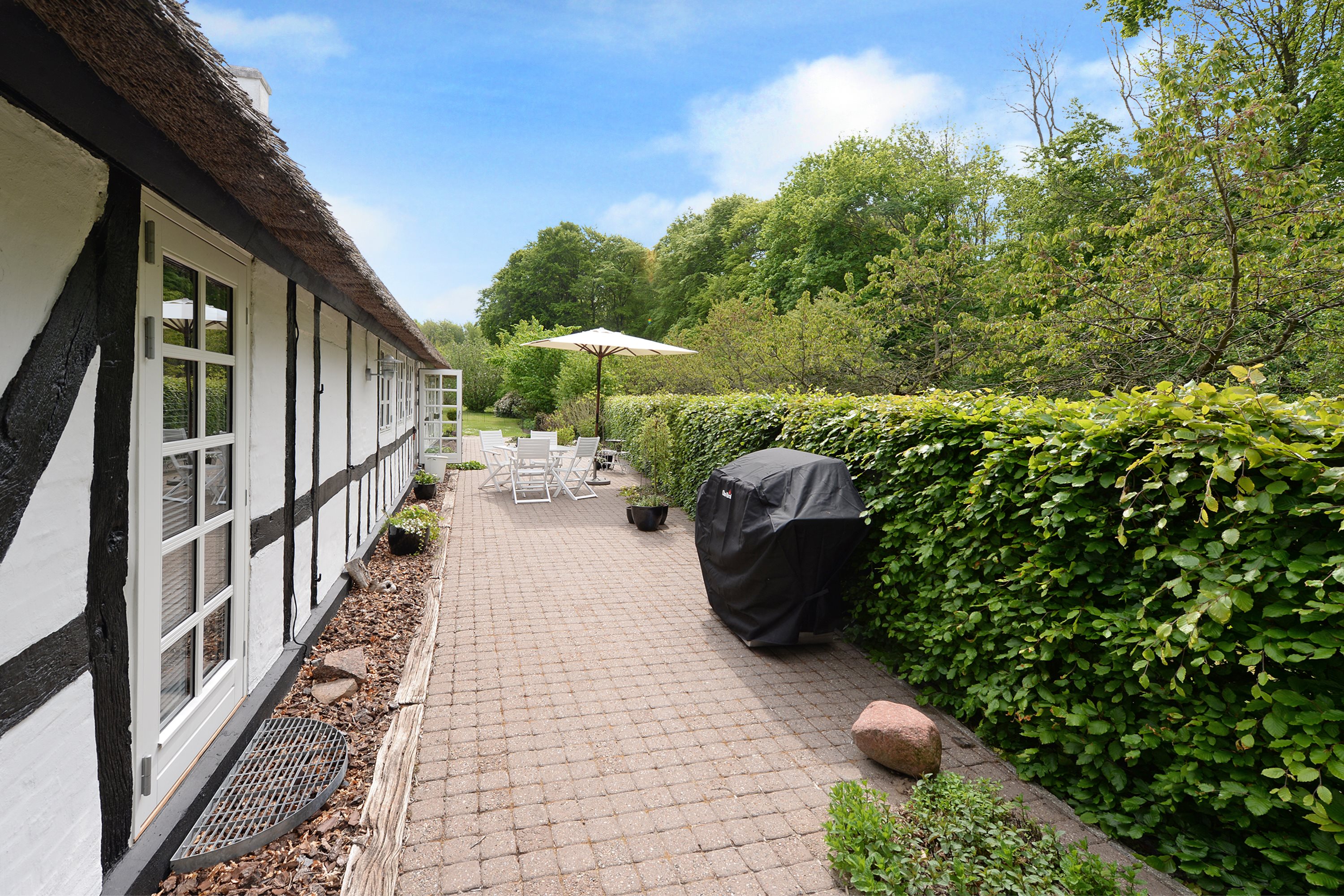 Fremhævet terrasse billede i fuldskærmstilstand. Billede af Middelfartvej 204, Skovshøjrup, 5464 Brenderup Fyn