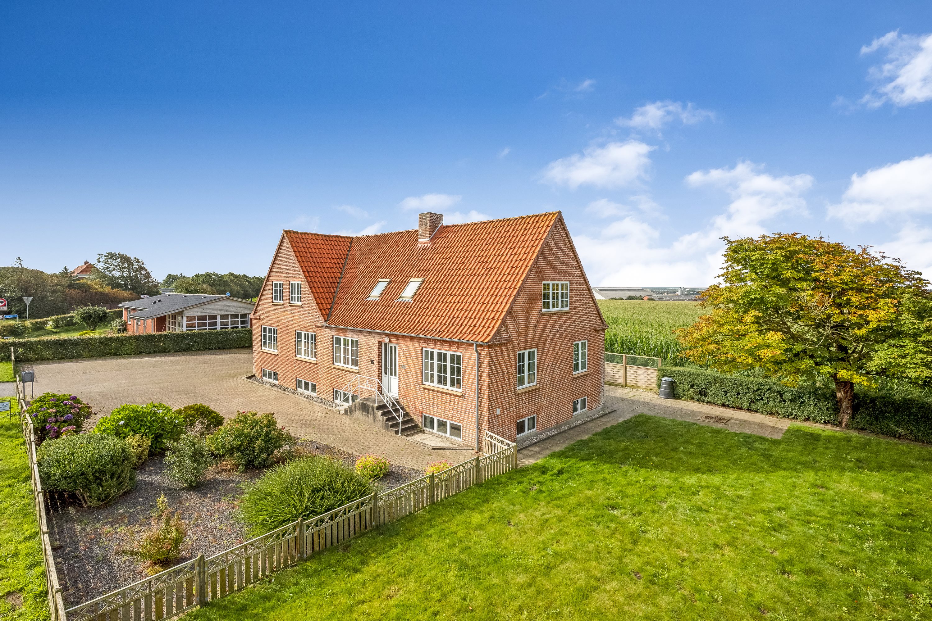 Miniaturebillede 1: ejendommen. Billede af Røgindvej 16, 6940 Lem St