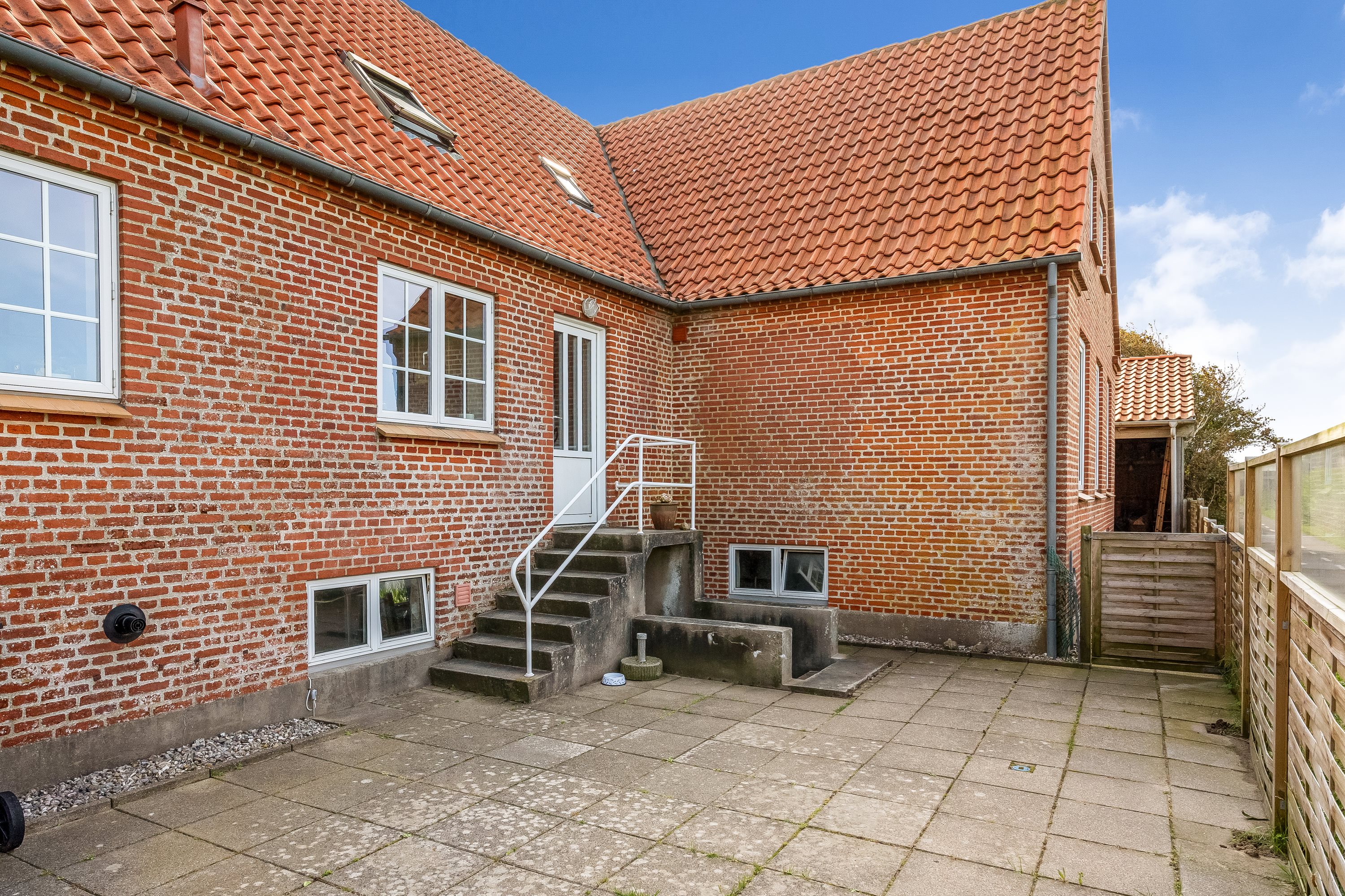 Fremhævet entré billede i fuldskærmstilstand. Billede af Røgindvej 16, 6940 Lem St