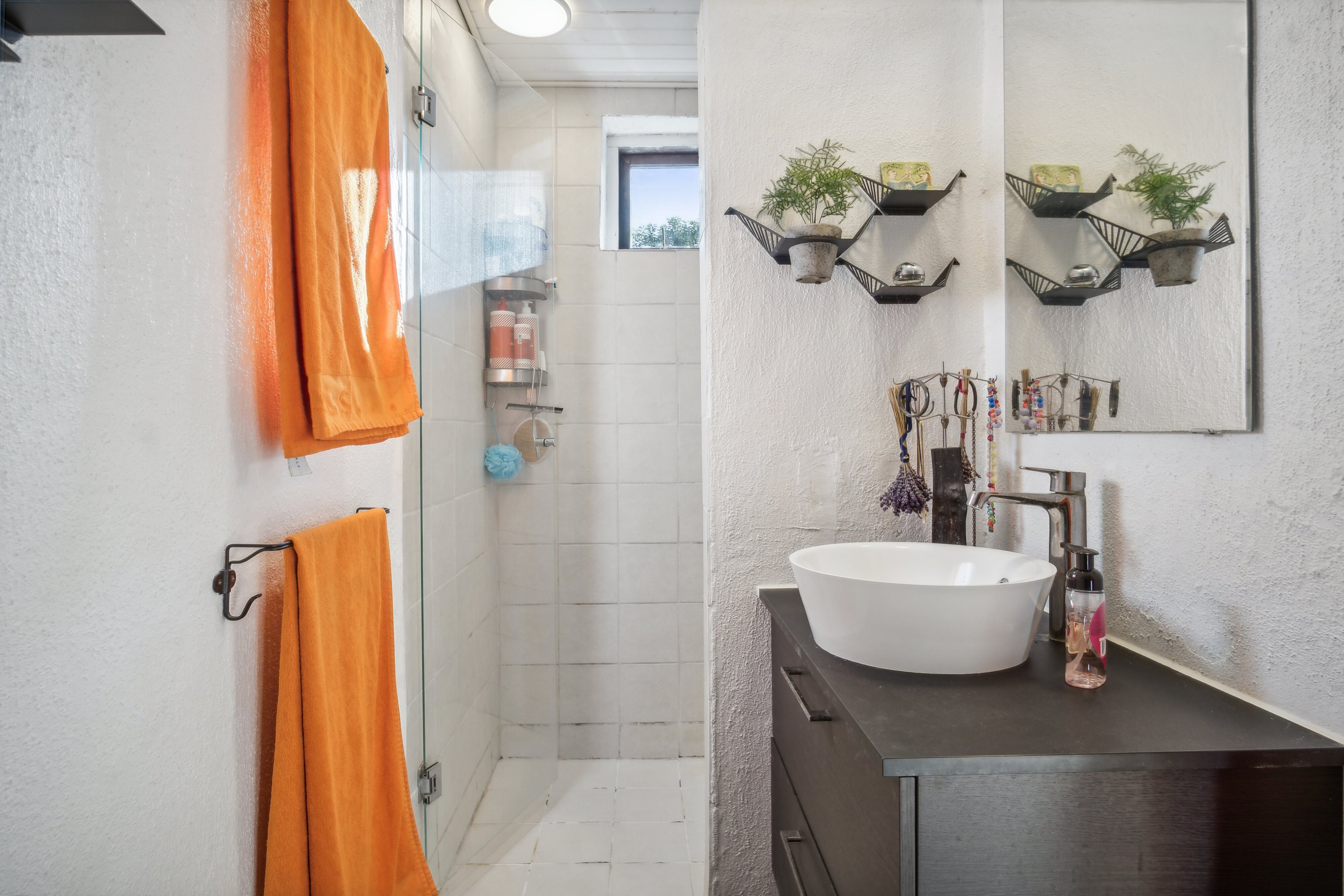 Fremhævet badeværelse billede i fuldskærmstilstand. Billede af Brørupvej 73, Overby, 8732 Hovedgård