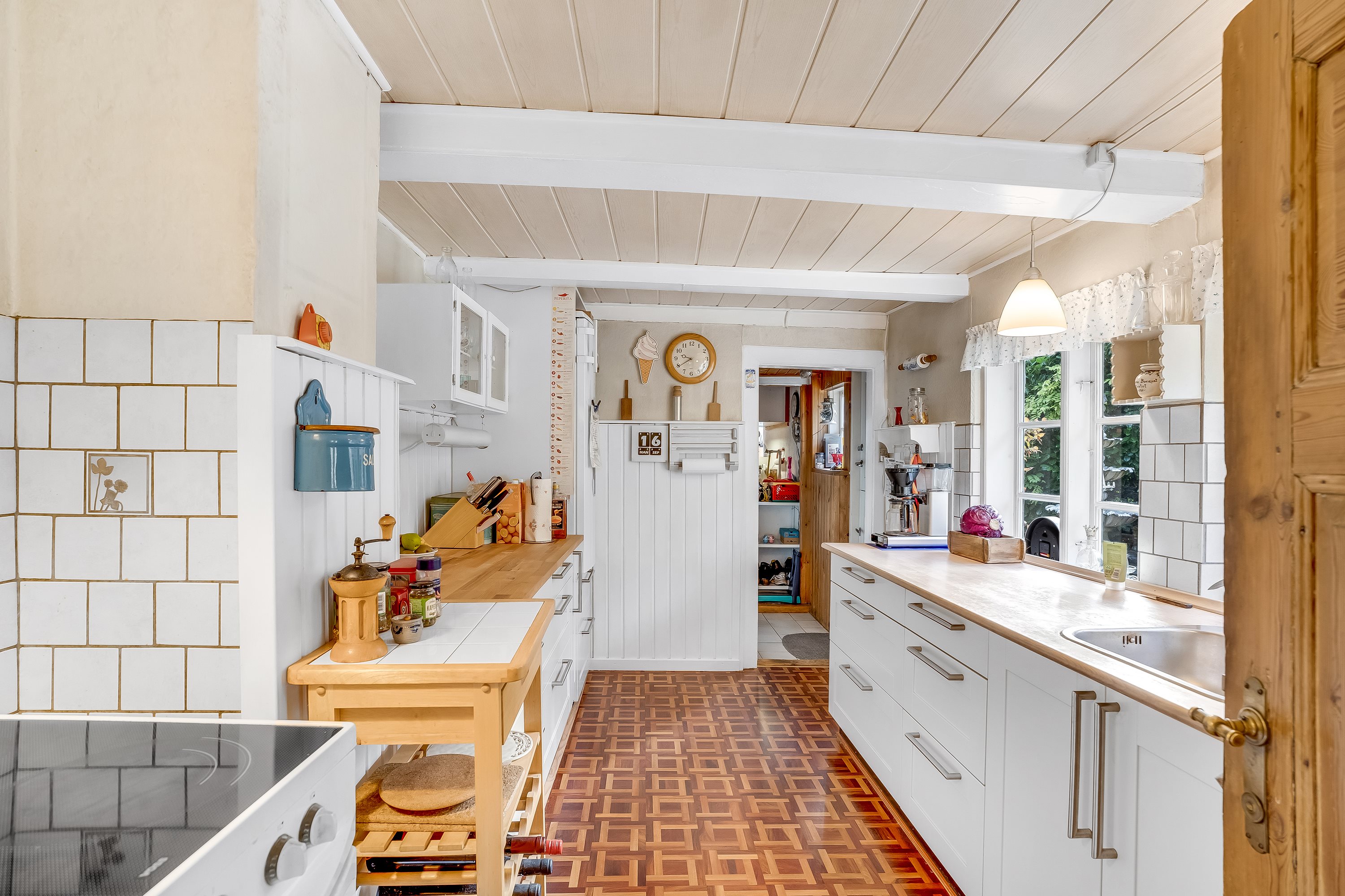 Fremhævet køkken billede i fuldskærmstilstand. Billede af Klønge Byvej 10, 4983 Dannemare