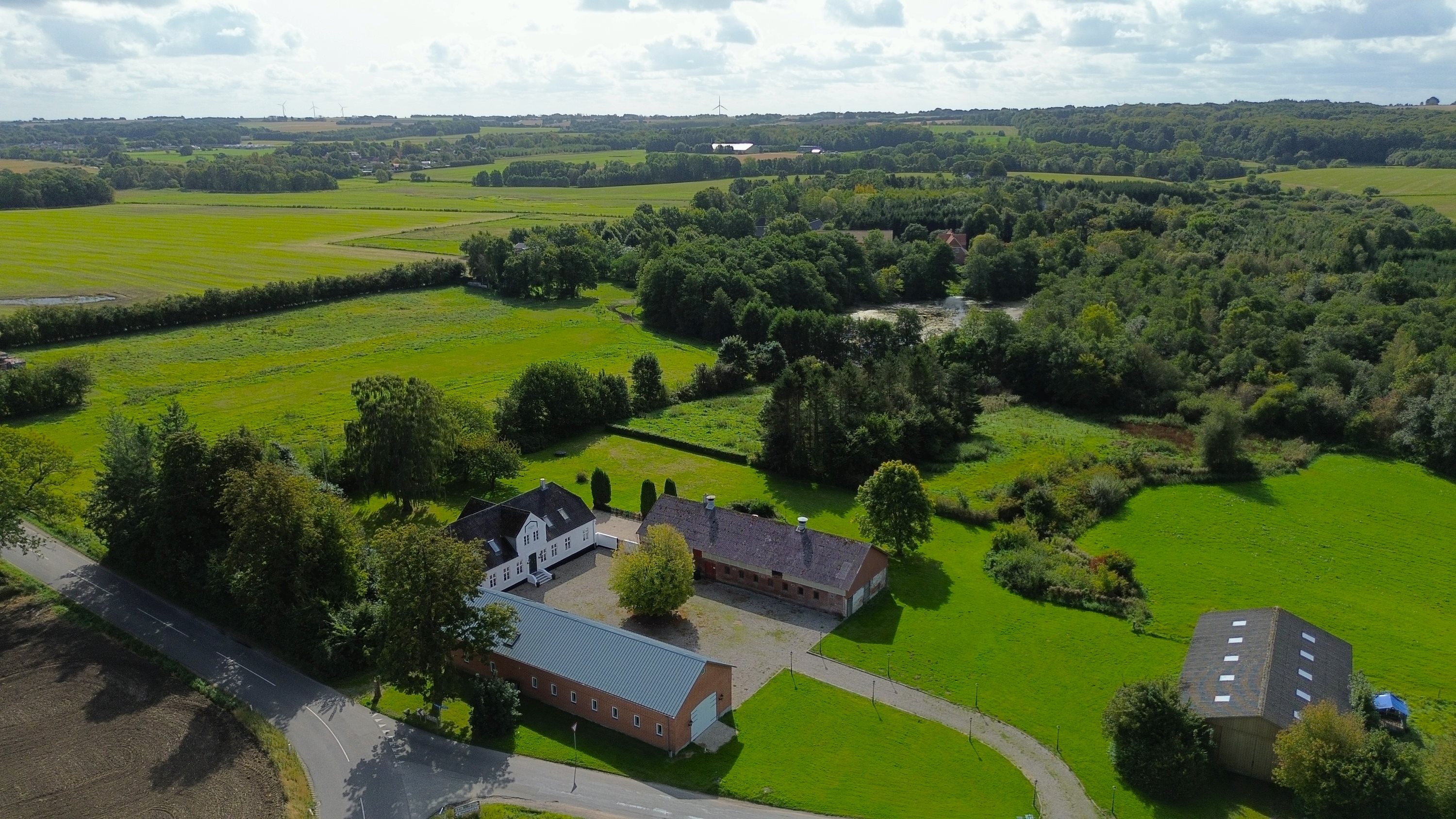 Fremhævet  billede i fuldskærmstilstand. Billede af Dalbyvej 1, Brå, 8783 Hornsyld