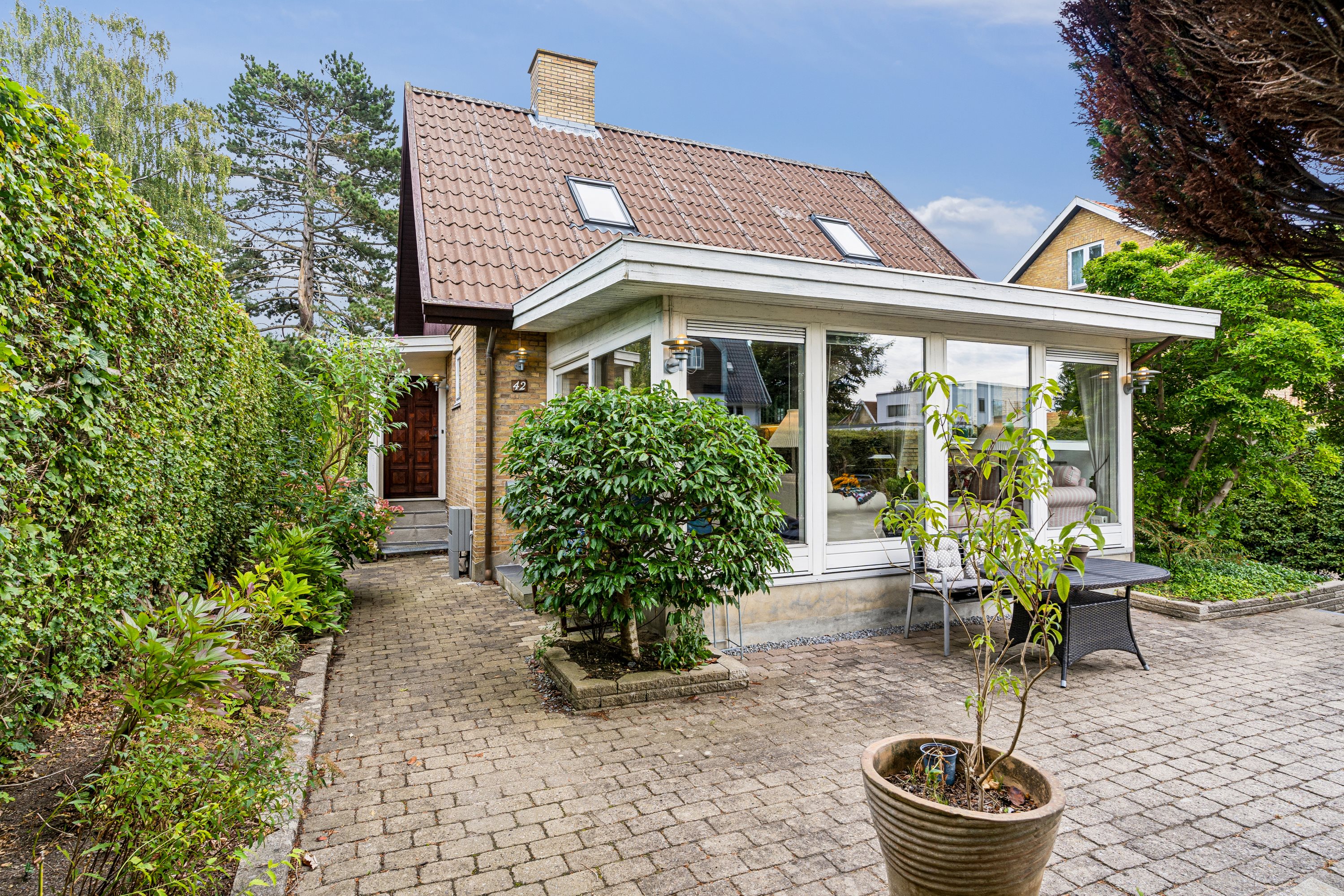 Fremhævet  billede i fuldskærmstilstand. Billede af Valdemarsvej 42, 2960 Rungsted Kyst