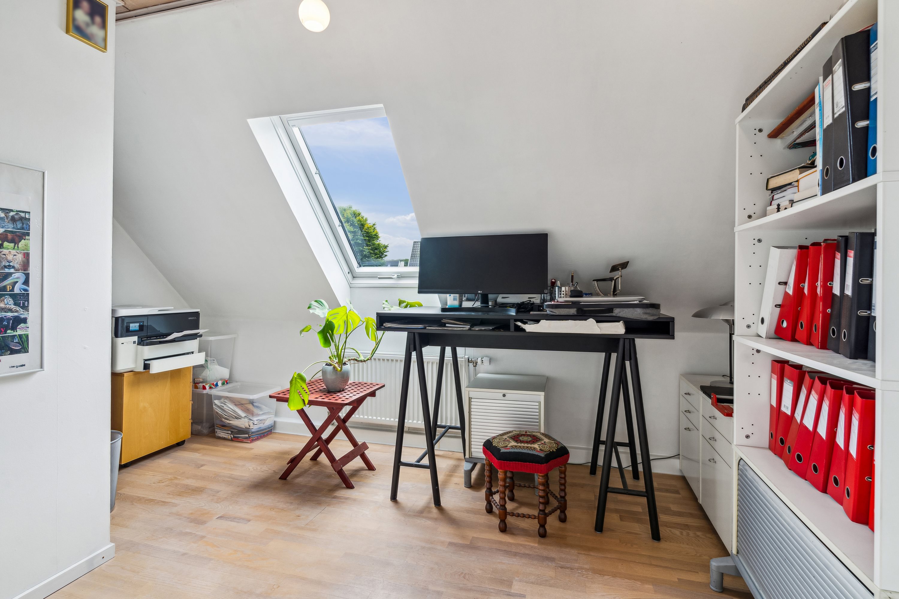 Fremhævet  billede i fuldskærmstilstand. Billede af Valdemarsvej 42, 2960 Rungsted Kyst