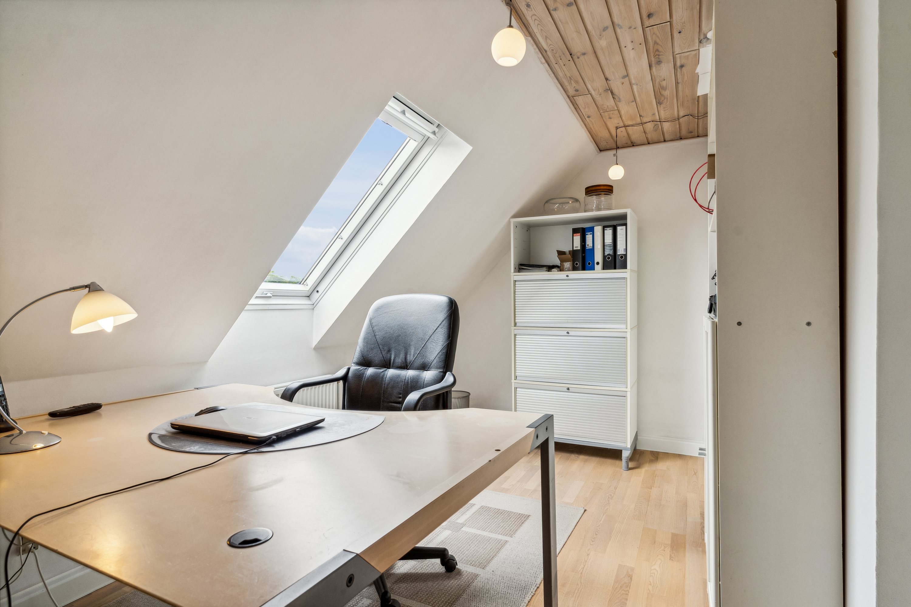 Fremhævet  billede i fuldskærmstilstand. Billede af Valdemarsvej 42, 2960 Rungsted Kyst