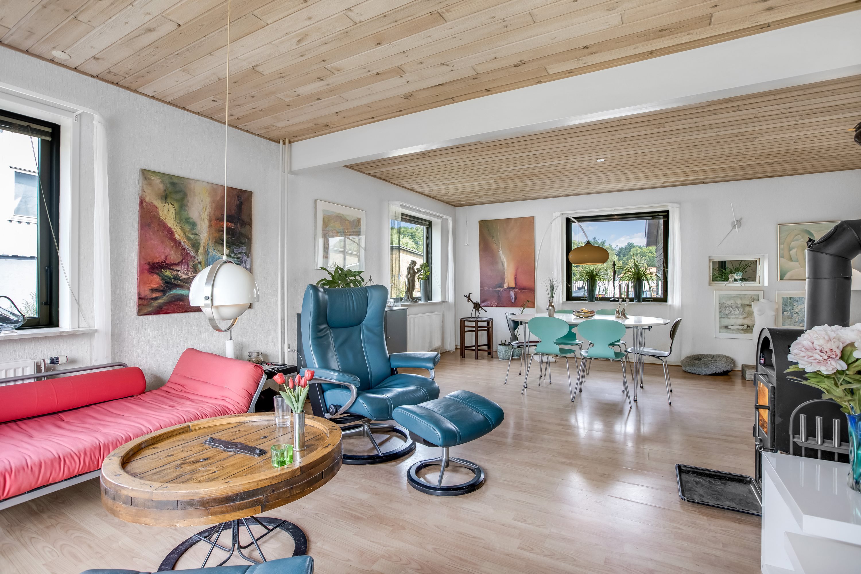 Fremhævet stue billede i fuldskærmstilstand. Billede af Røsnæsvej 351, 4400 Kalundborg