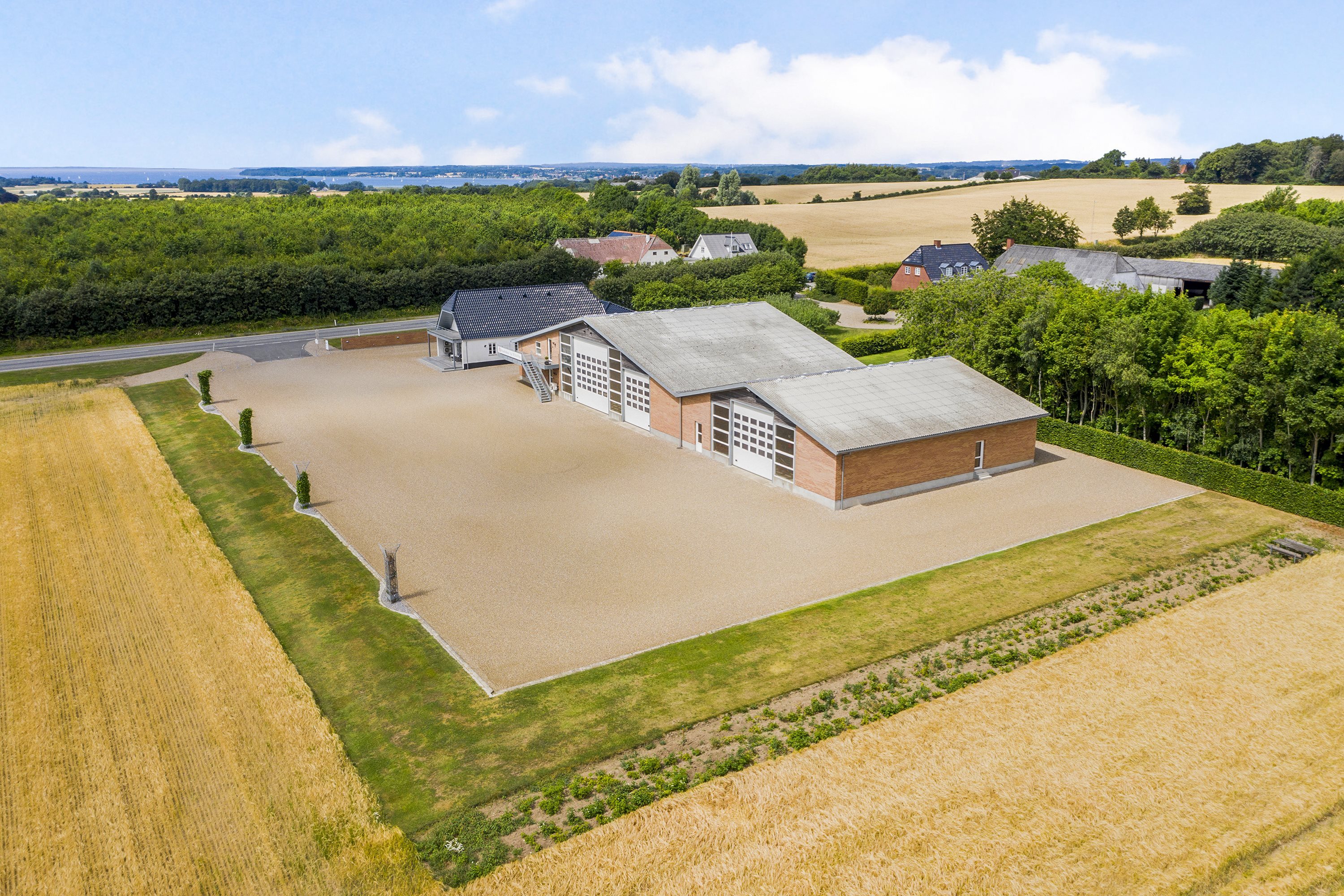 Fremhævet  billede i fuldskærmstilstand. Billede af Sundbrovej 67, Tåsinge, 5700 Svendborg