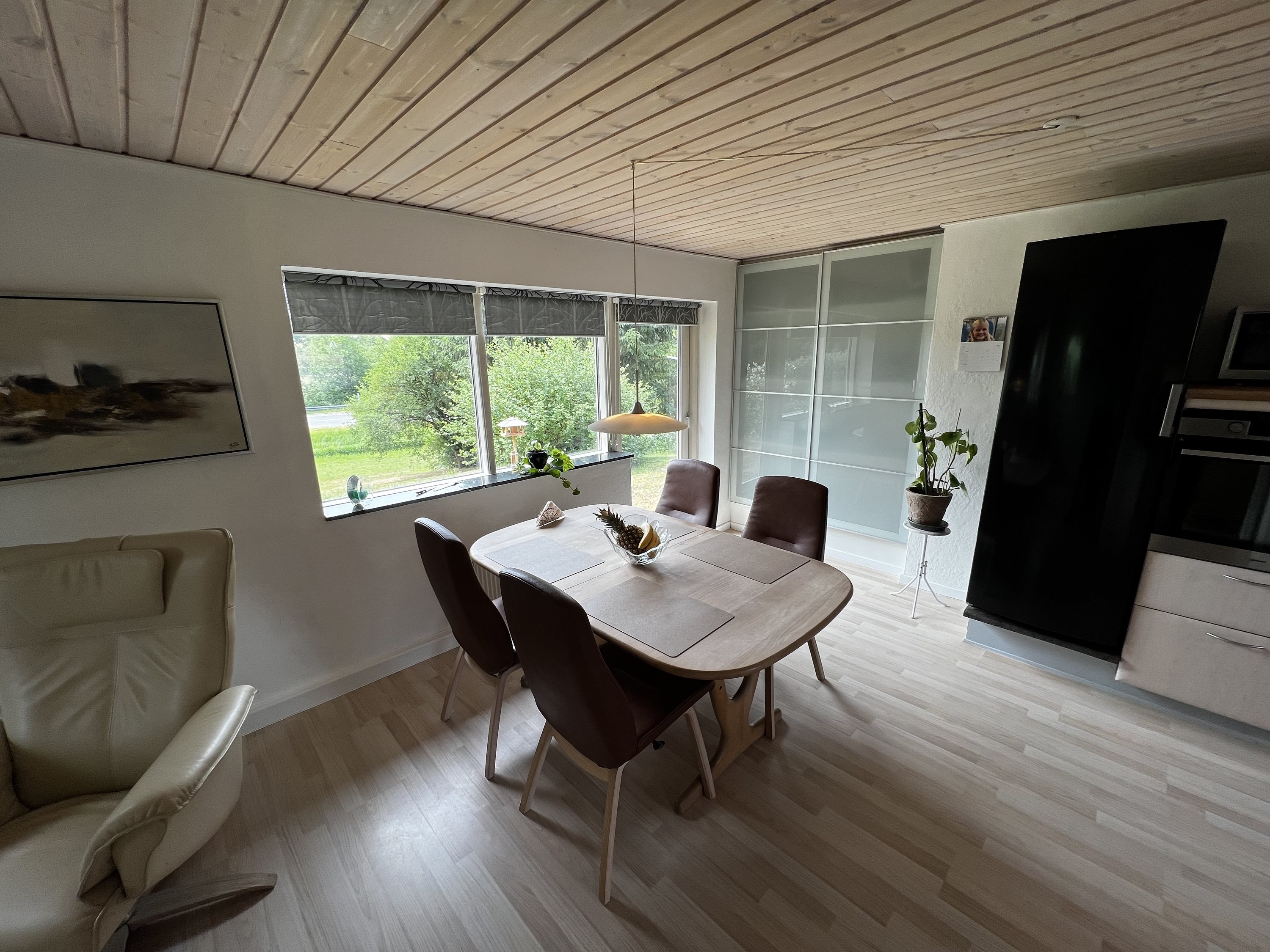 Fremhævet andet billede i fuldskærmstilstand. Billede af Skanderborgvej 145, 8660 Skanderborg