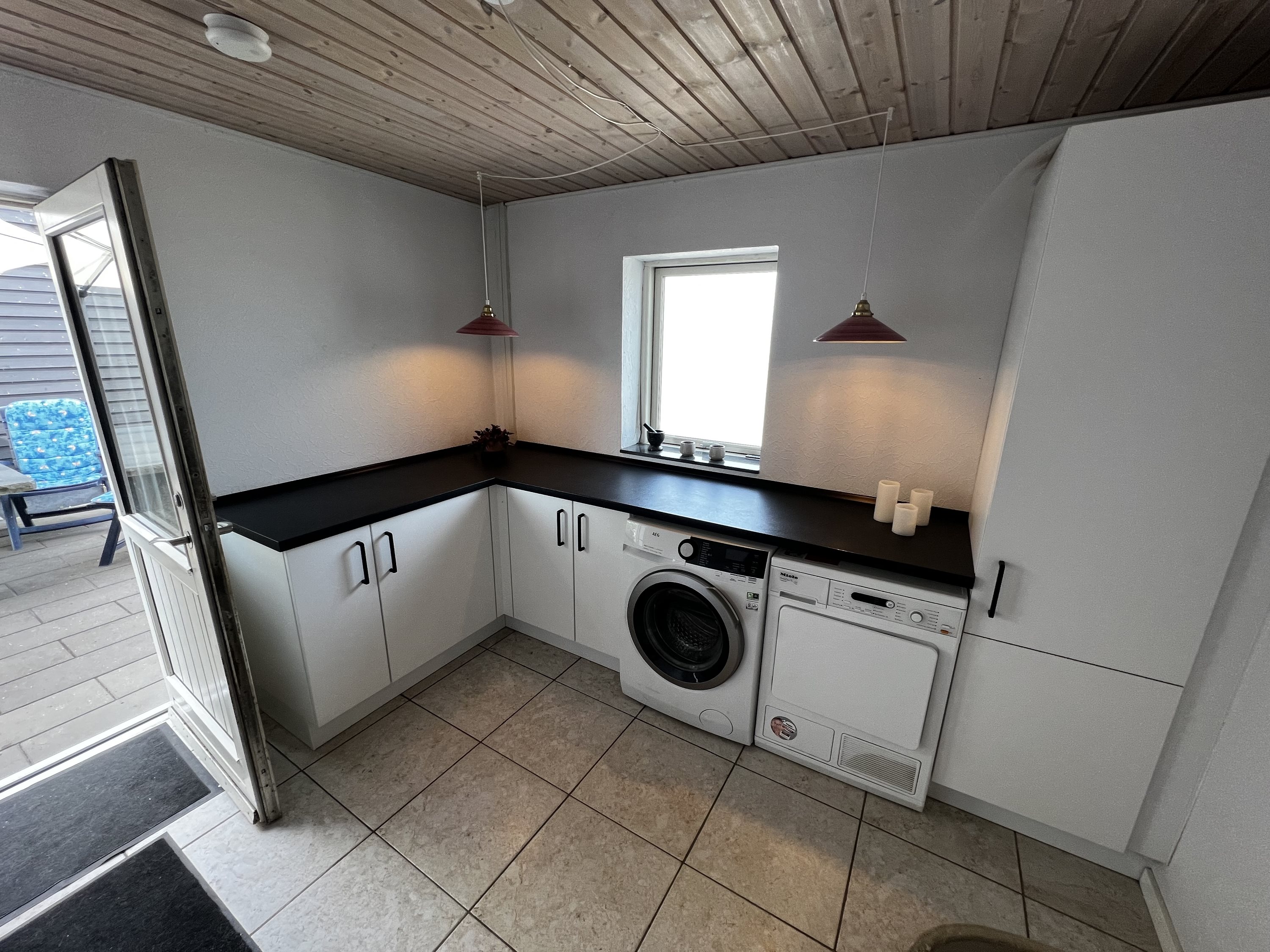 Fremhævet andet billede i fuldskærmstilstand. Billede af Skanderborgvej 145, 8660 Skanderborg