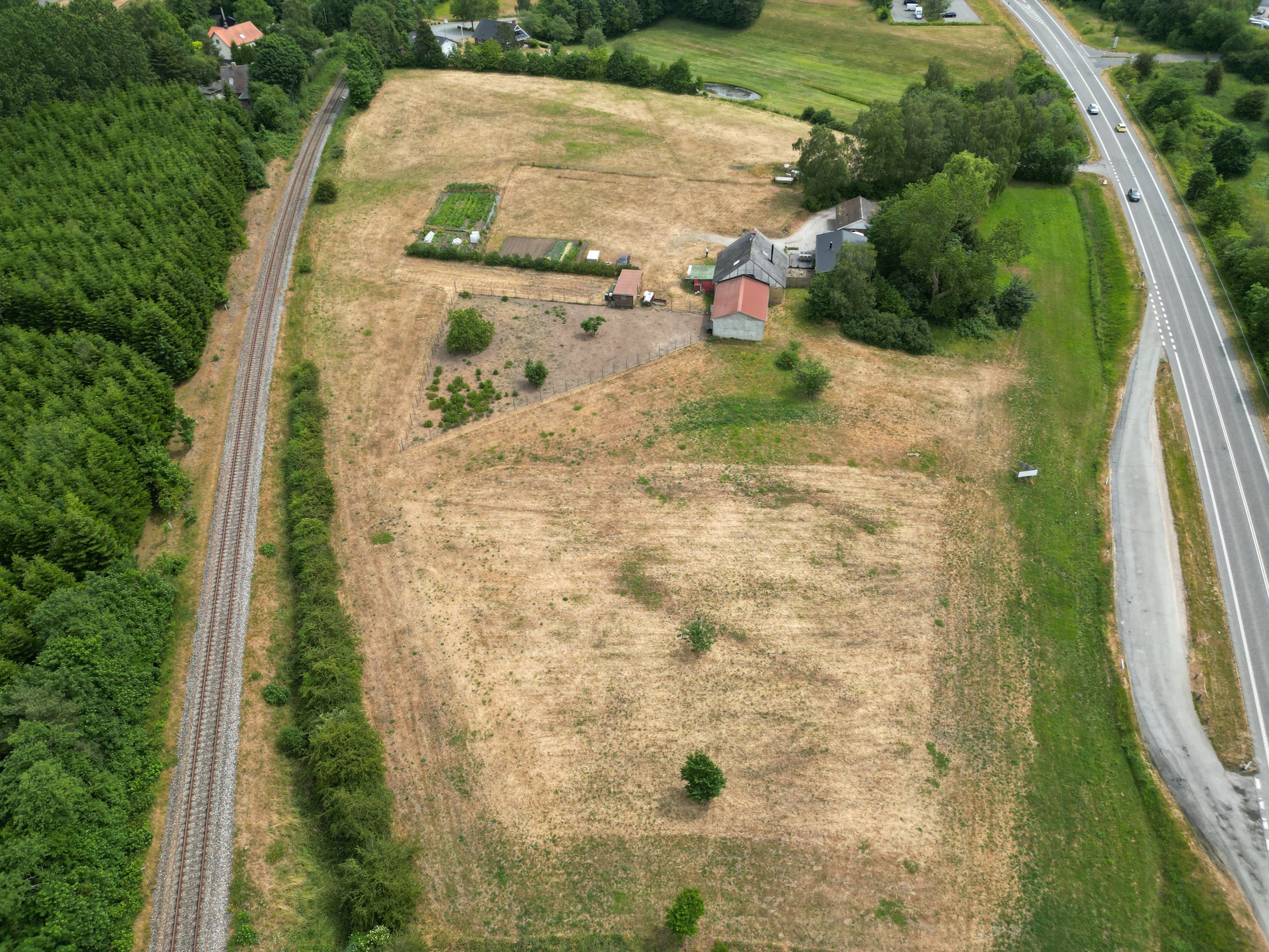 Fremhævet andet billede i fuldskærmstilstand. Billede af Skanderborgvej 145, 8660 Skanderborg