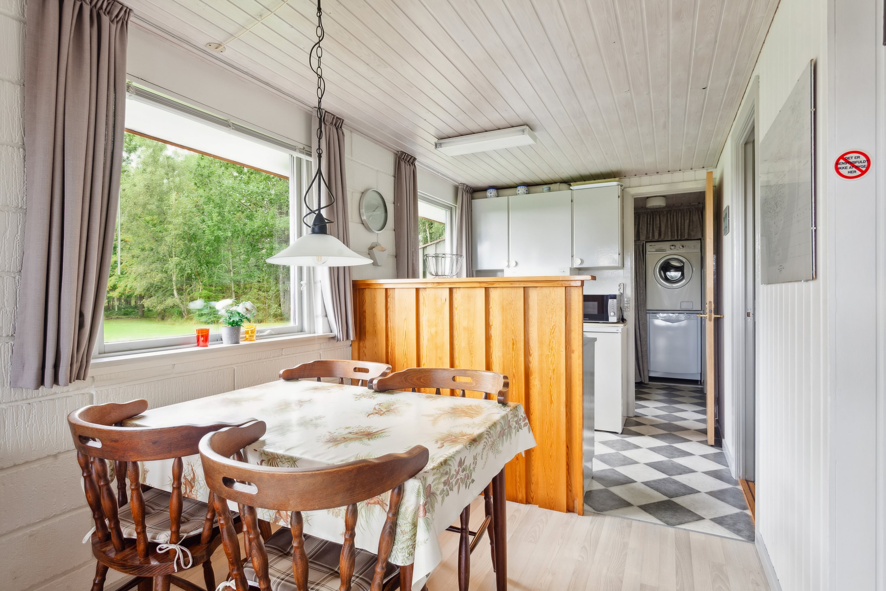 Fremhævet alrum billede i fuldskærmstilstand. Billede af Hindbærvej 2, Vesterø, 9940 Læsø