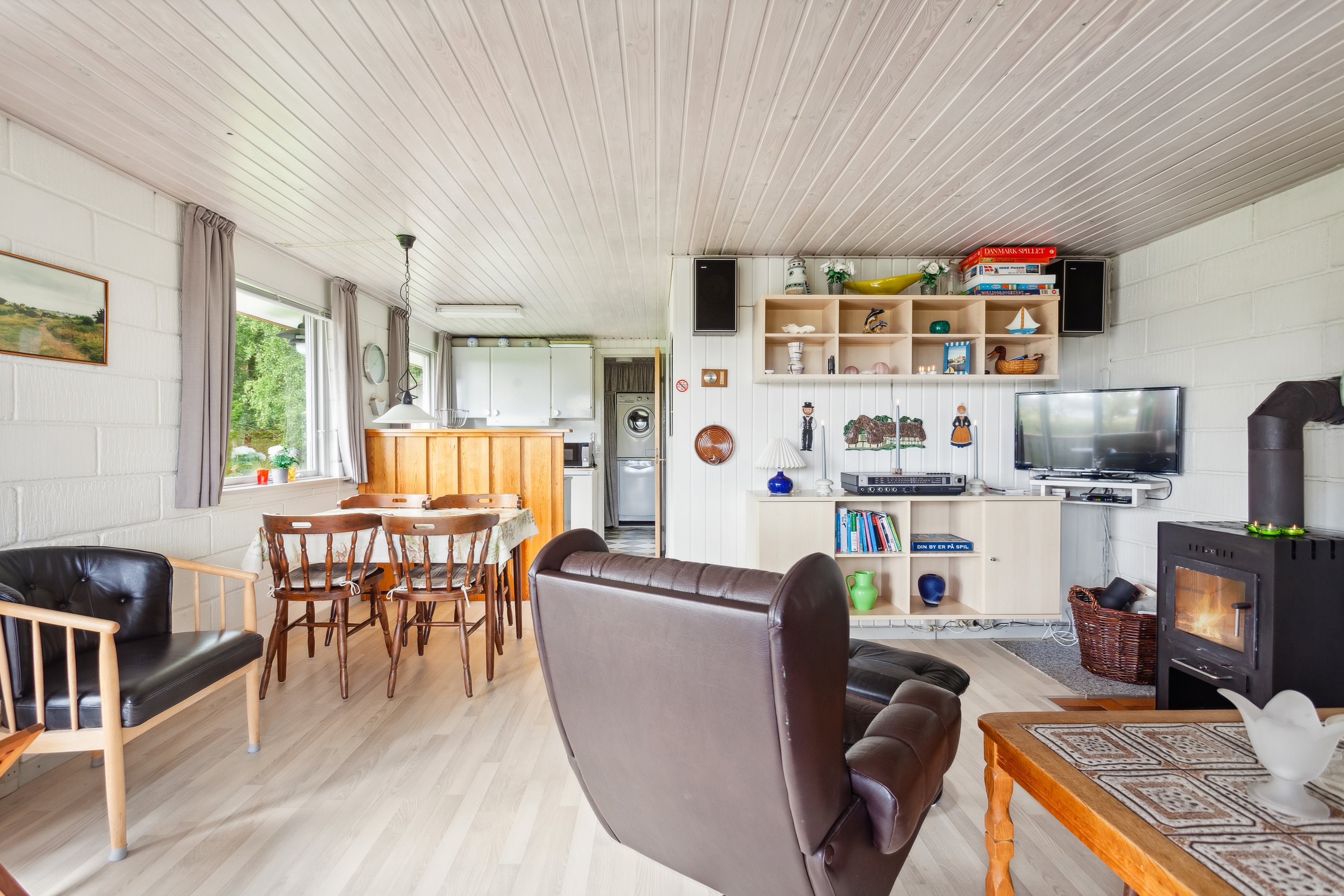 Fremhævet stue billede i fuldskærmstilstand. Billede af Hindbærvej 2, Vesterø, 9940 Læsø