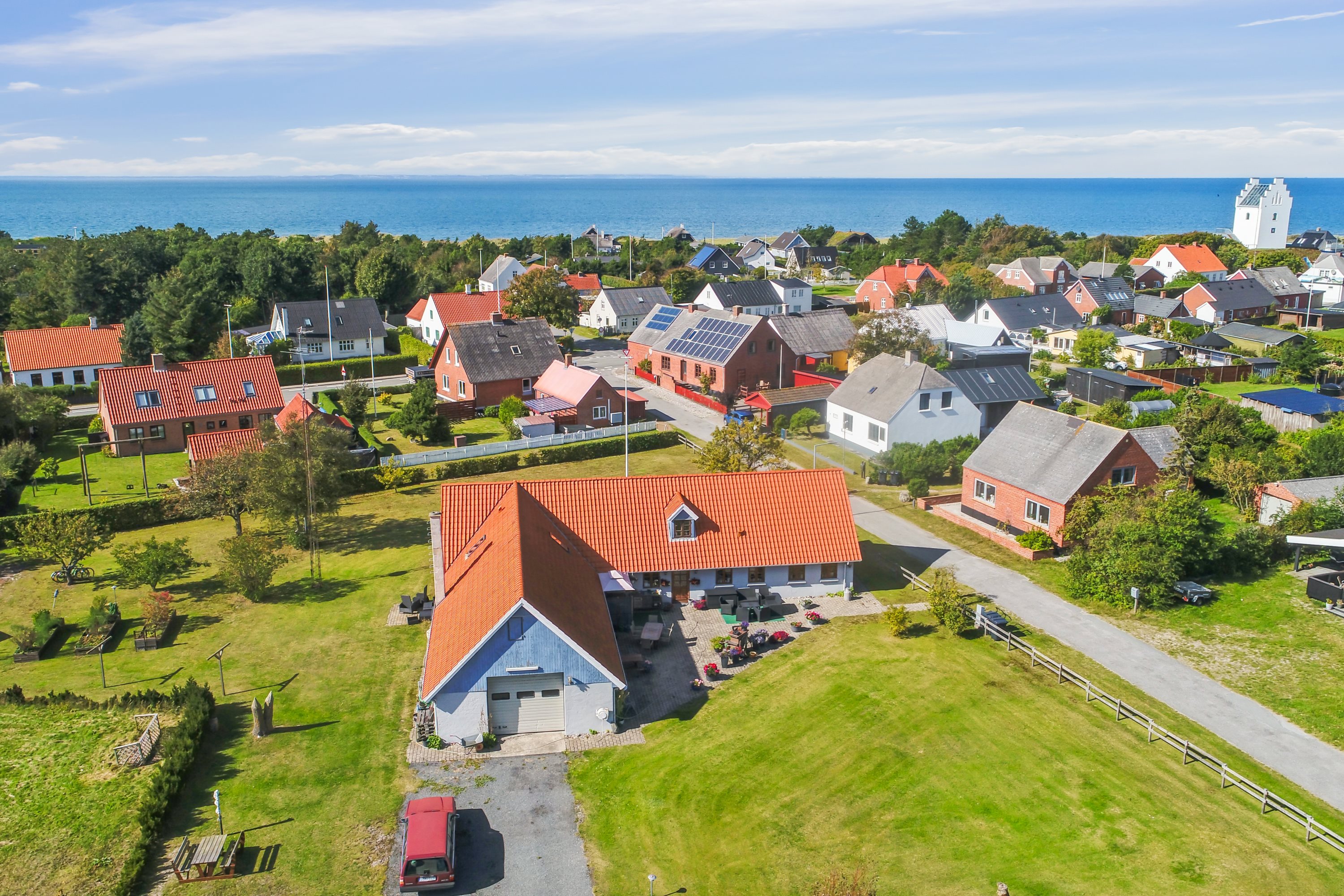 Fremhævet luftfoto billede i fuldskærmstilstand. Billede af Nattergalevej 6, Vesterø Havn, 9940 Læsø