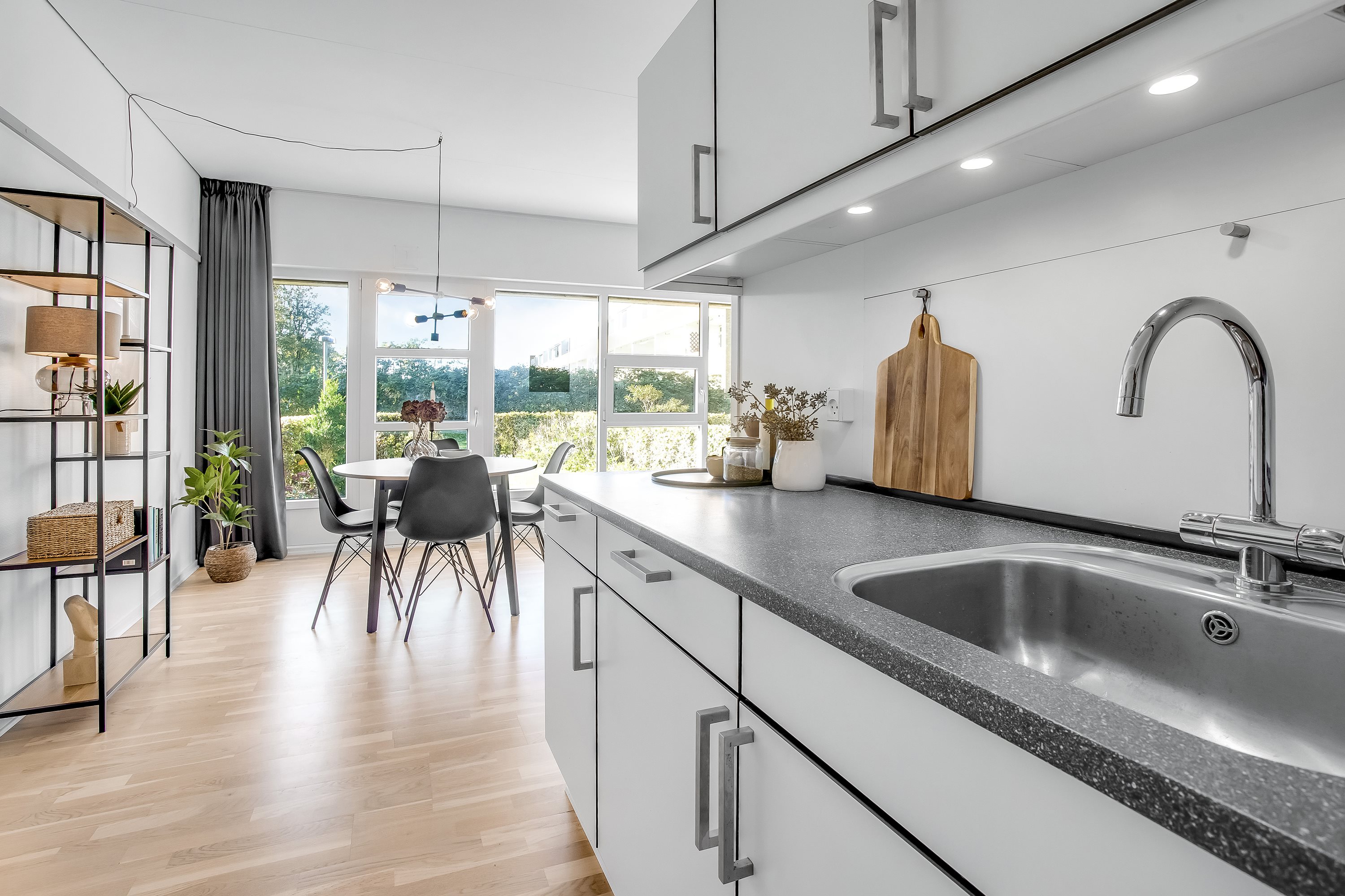 Fremhævet køkken billede i fuldskærmstilstand. Billede af Vestervangsvej 71, st.. 2., 8800 Viborg