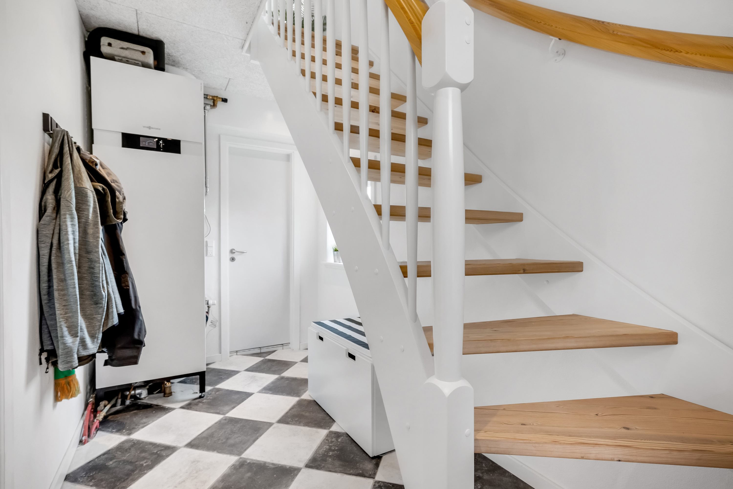 Fremhævet baggang billede i fuldskærmstilstand. Billede af Nygårdsvej 22, 6940 Lem St