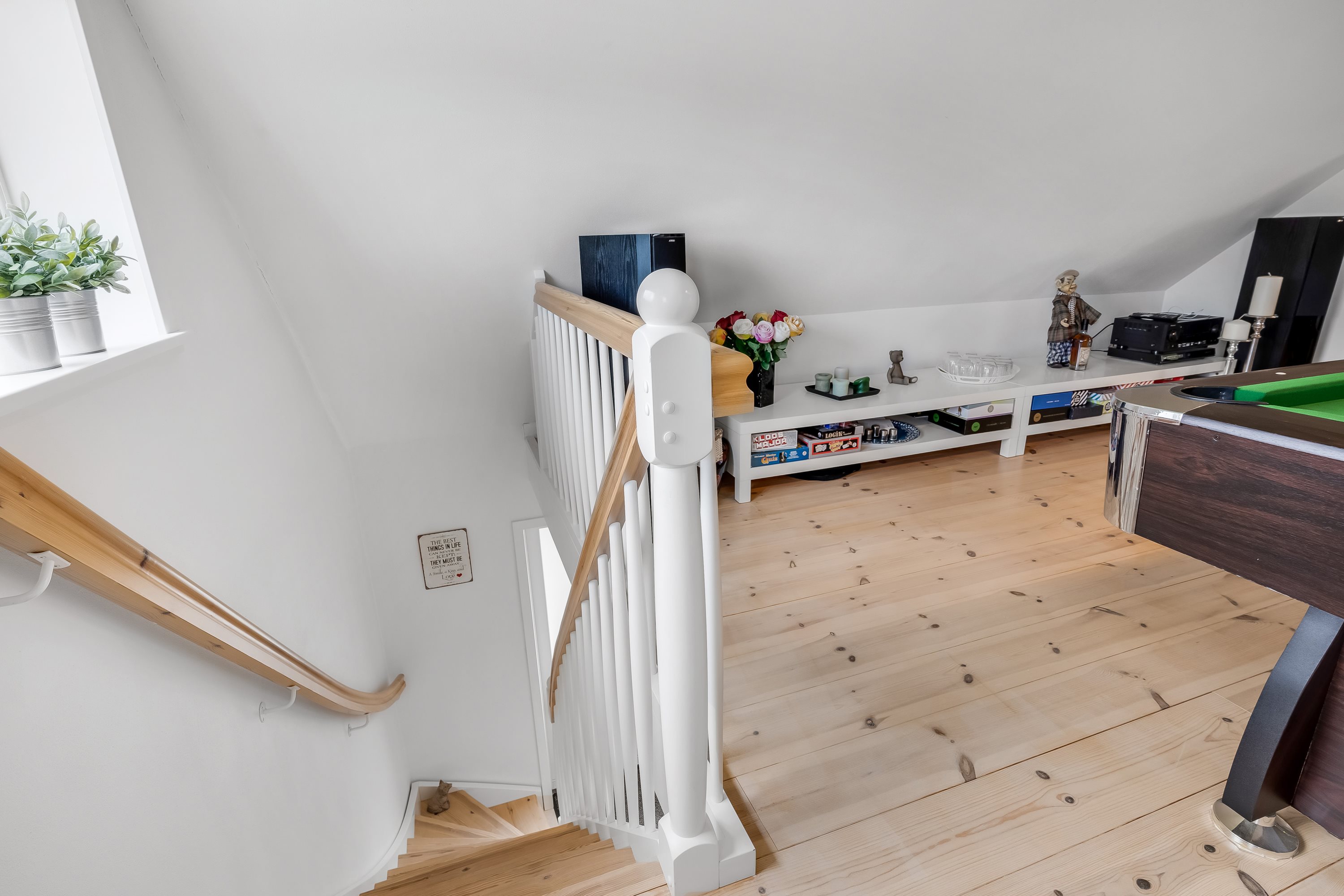 Fremhævet trappe billede i fuldskærmstilstand. Billede af Nygårdsvej 22, 6940 Lem St