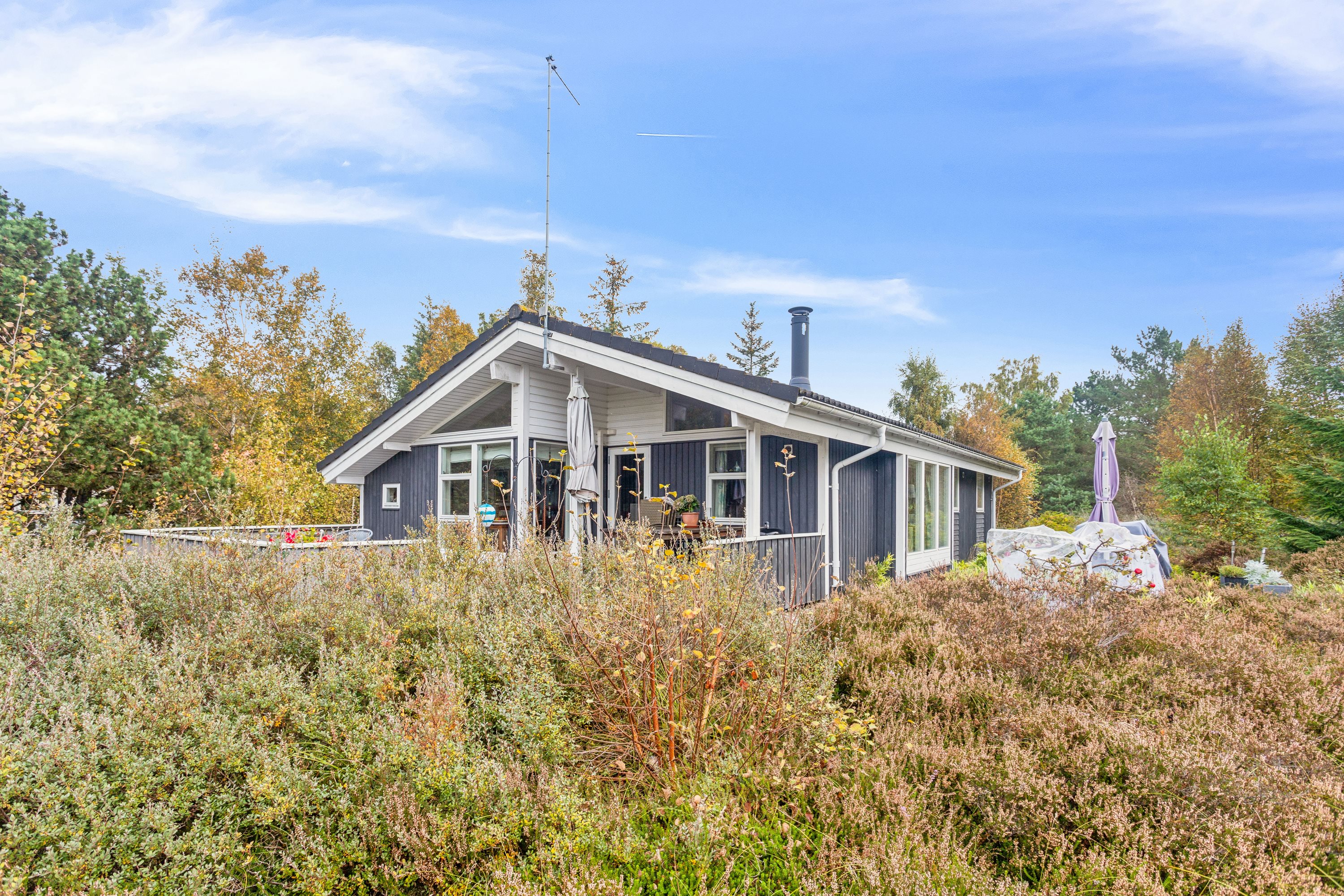 Miniaturebillede 1: ejendom 1. Billede af Post-Jollen 25, Nordmarken, 9940 Læsø