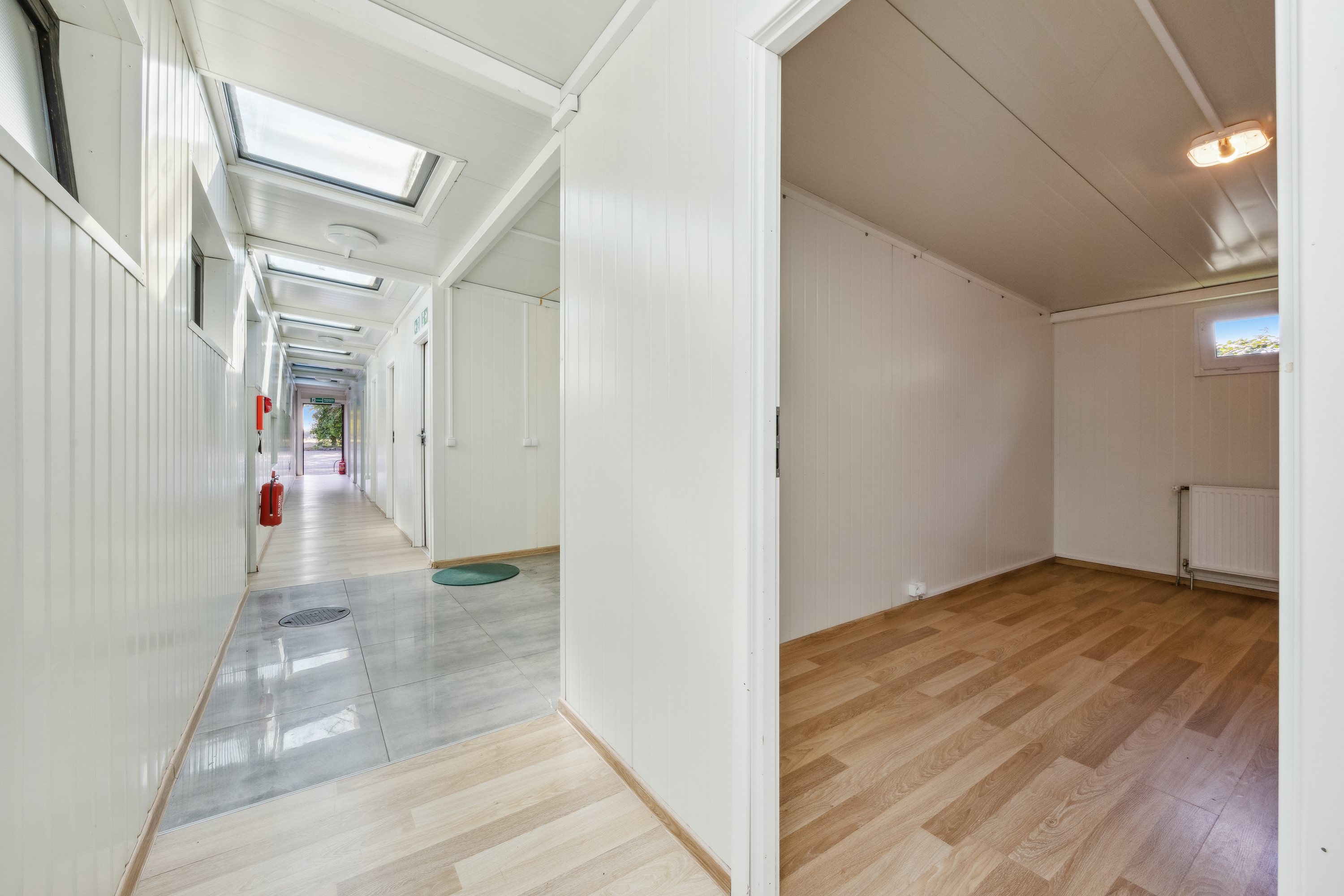 Fremhævet gang billede i fuldskærmstilstand. Billede af Ishøj Bygade 51, 2635 Ishøj