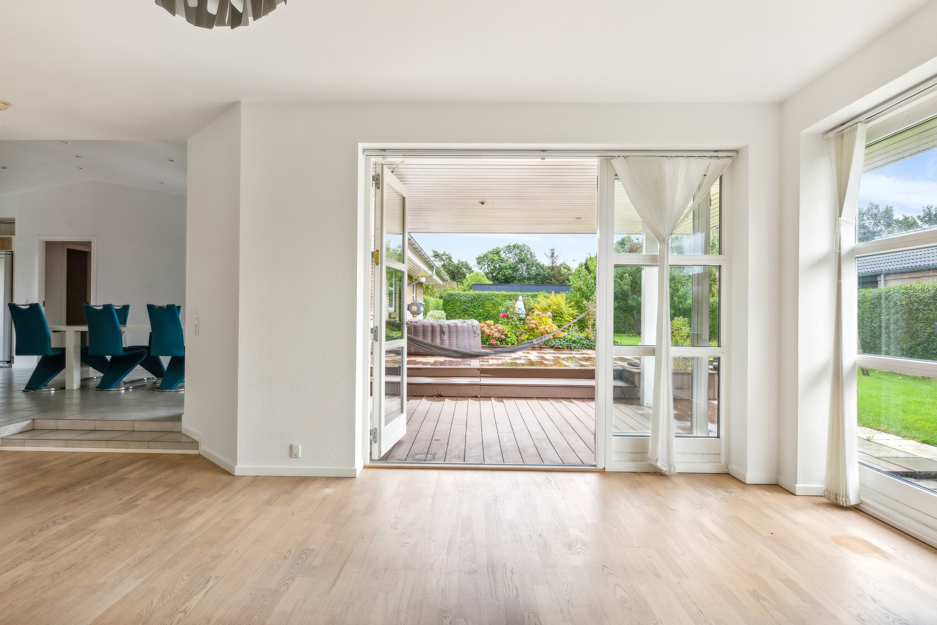 Fremhævet stue billede i fuldskærmstilstand. Billede af Isabellavænget 26, Lumby, 5270 Odense N