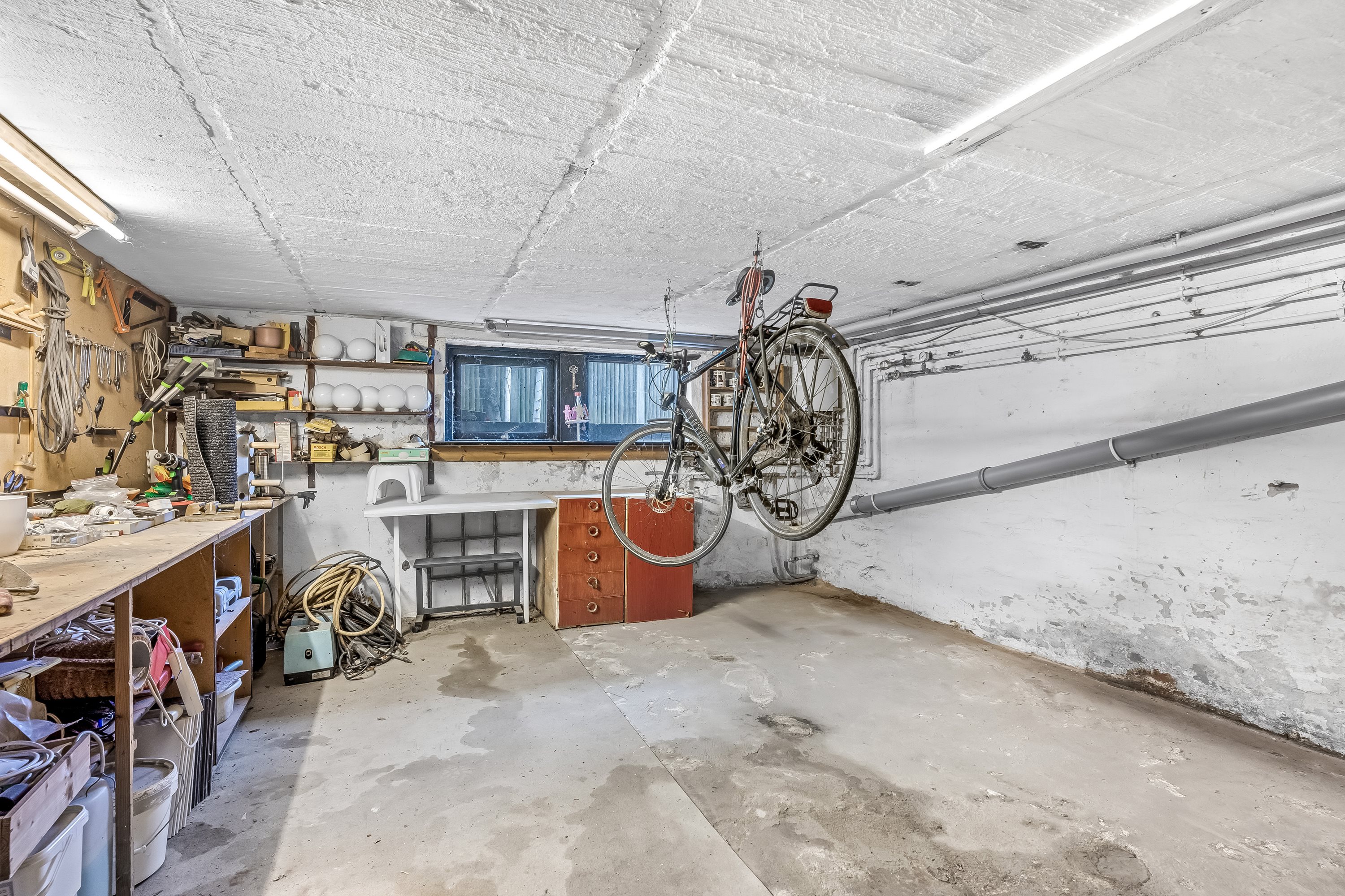 Fremhævet værksted billede i fuldskærmstilstand. Billede af Østerbrogade 4A, 7500 Holstebro