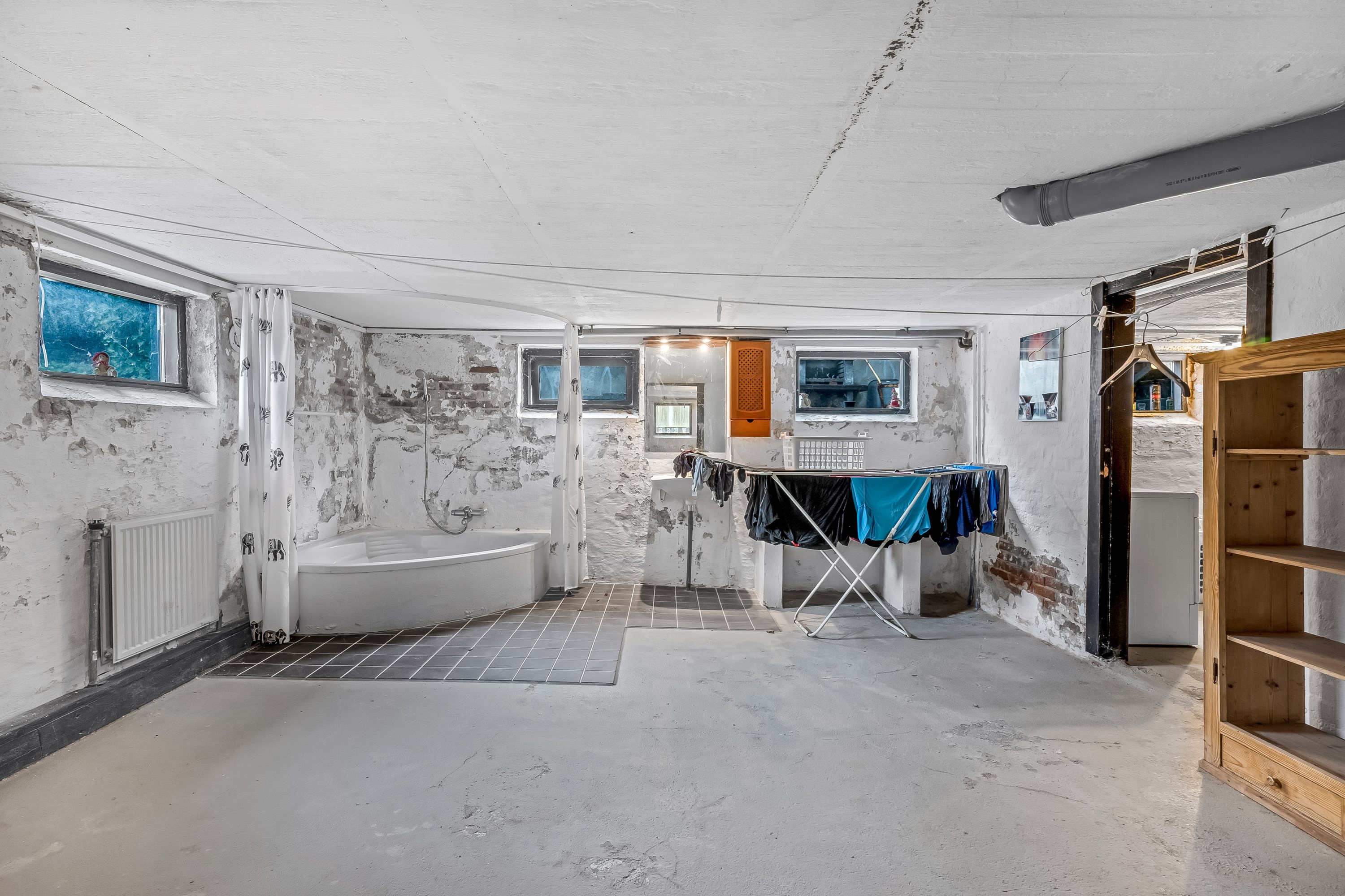 Fremhævet badeværelse billede i fuldskærmstilstand. Billede af Østerbrogade 4A, 7500 Holstebro