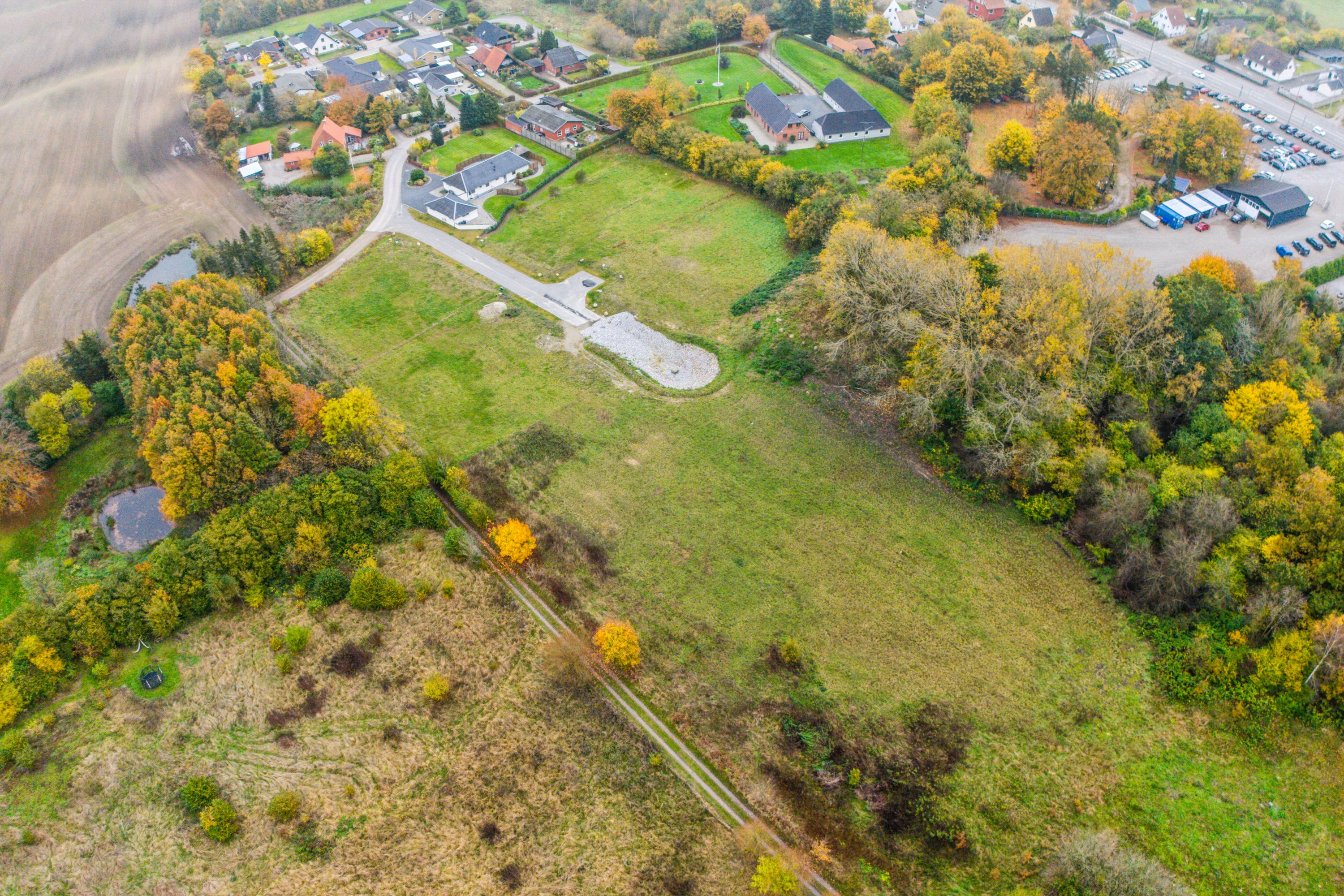 Fremhævet luftfoto billede i fuldskærmstilstand. Billede af Tornmarksvej 18B, Vejrup, 5491 Blommenslyst