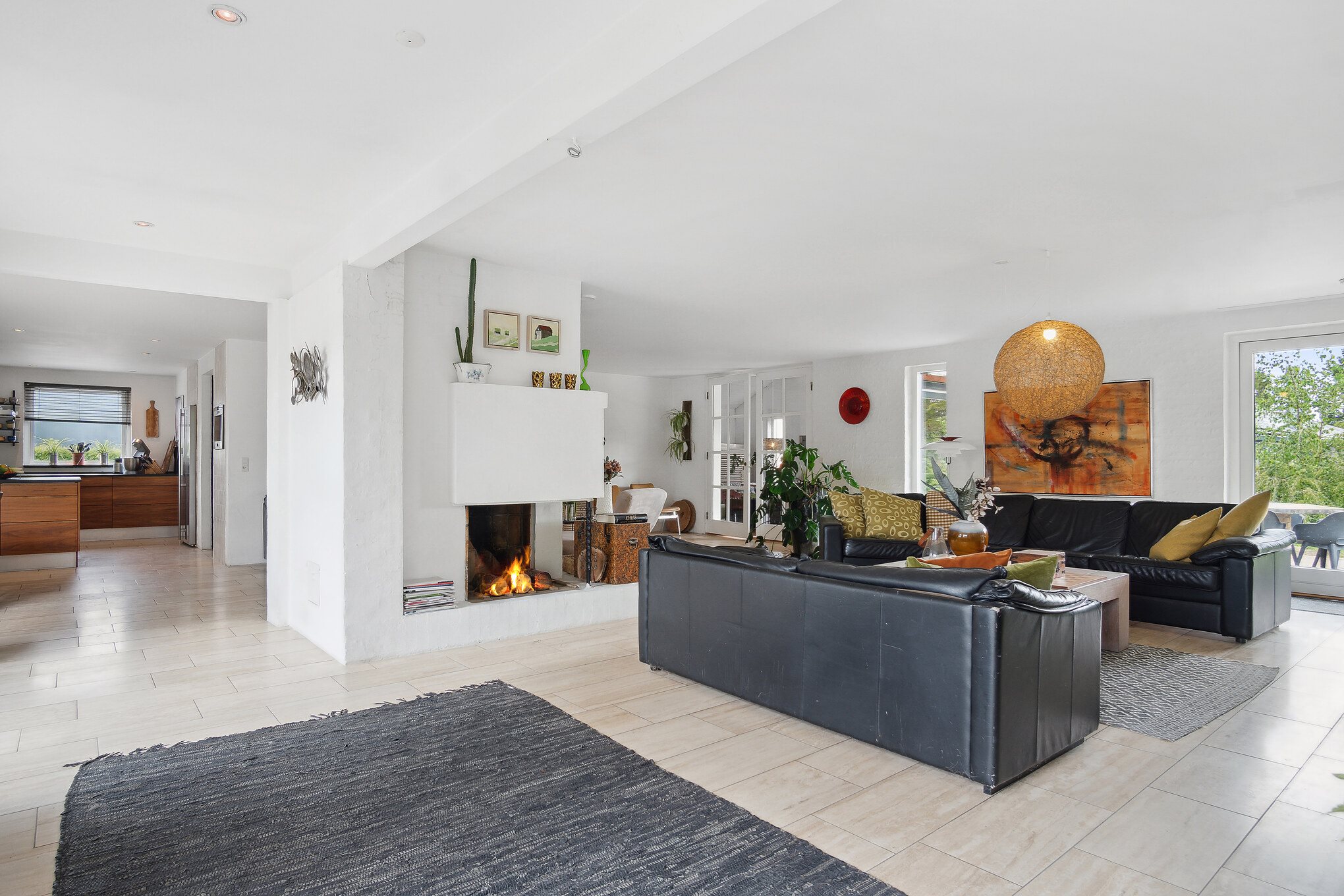 Fremhævet stue billede i fuldskærmstilstand. Billede af Industriområdet 13, 8732 Hovedgård