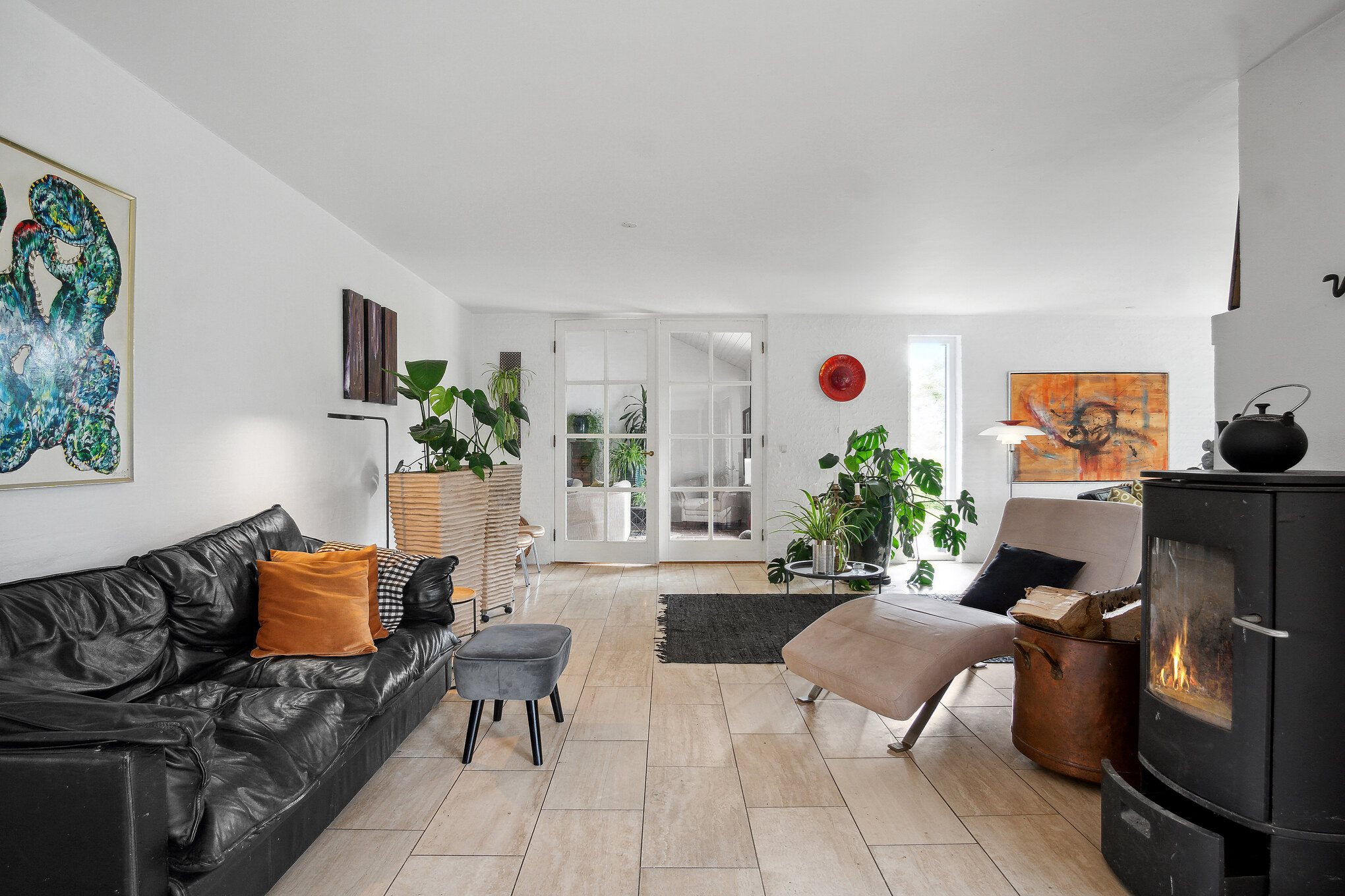 Fremhævet stue billede i fuldskærmstilstand. Billede af Industriområdet 13, 8732 Hovedgård