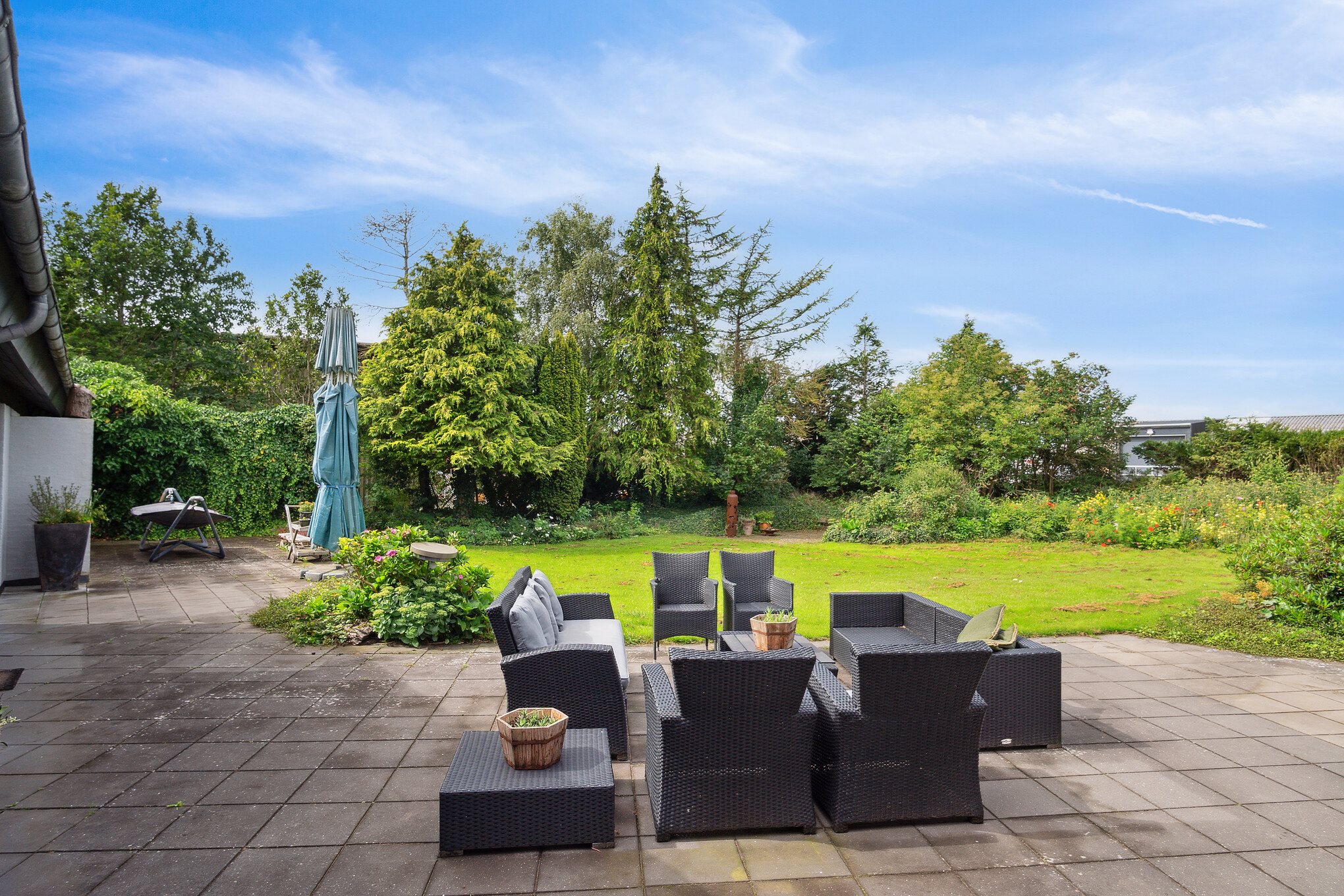 Fremhævet terrasse billede i fuldskærmstilstand. Billede af Industriområdet 13, 8732 Hovedgård