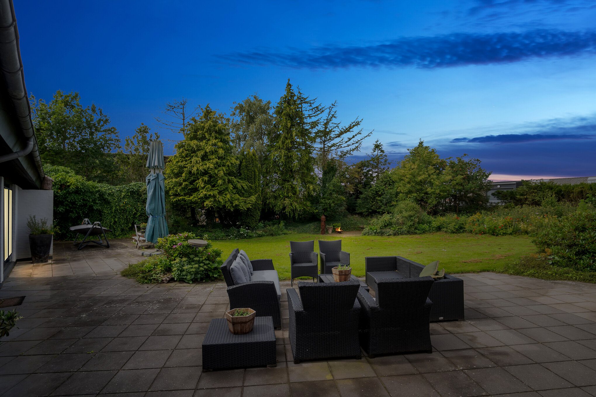 Fremhævet terrasse billede i fuldskærmstilstand. Billede af Industriområdet 13, 8732 Hovedgård