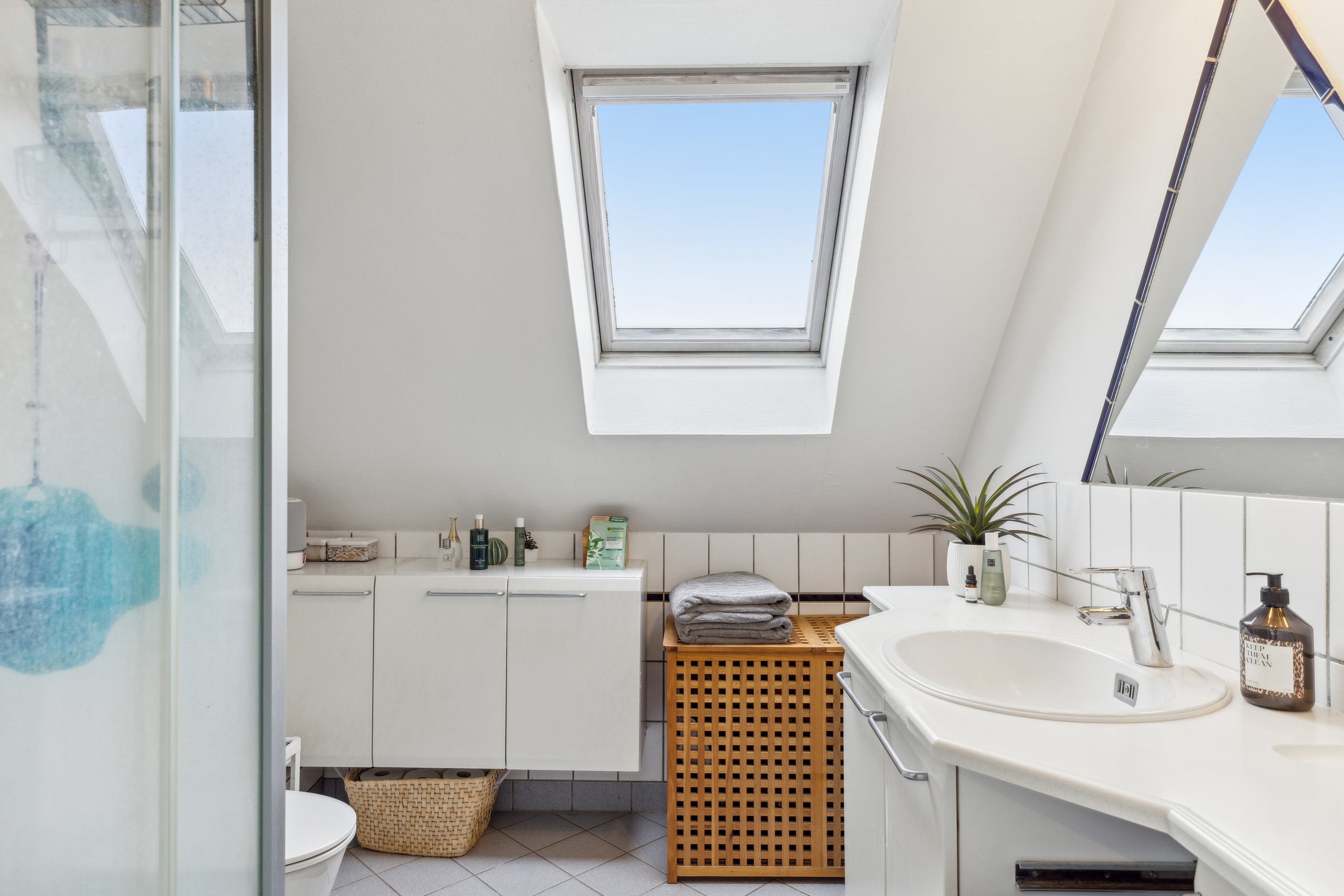 Fremhævet badeværelse billede i fuldskærmstilstand. Billede af Kirkegårdsvej 41, 6300 Gråsten