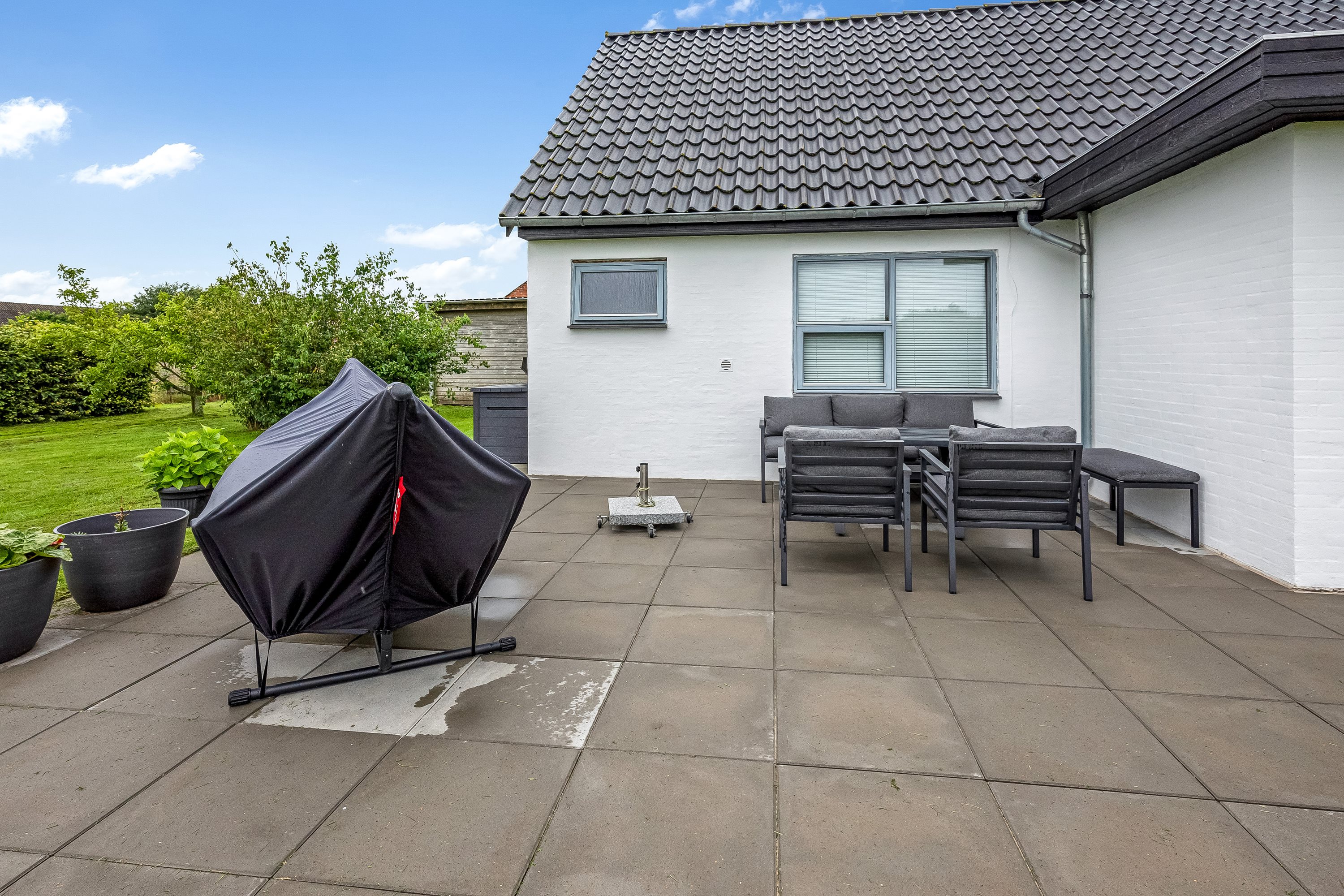 Fremhævet terrasse billede i fuldskærmstilstand. Billede af Nygårdsvej 22, 6940 Lem St